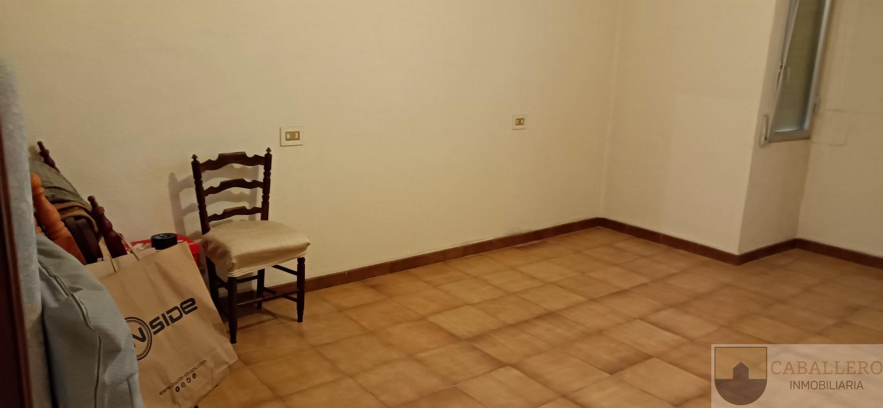 For sale of building in Murcia