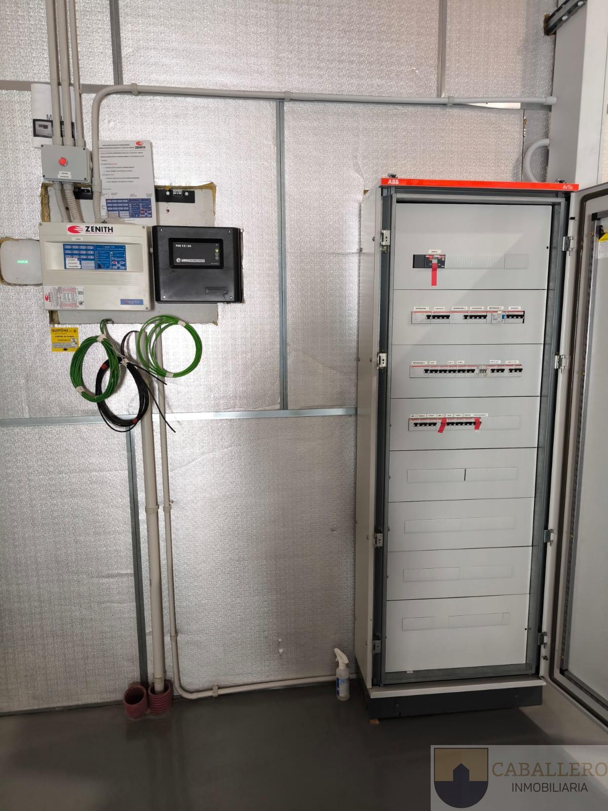 Venta de nave en Murcia