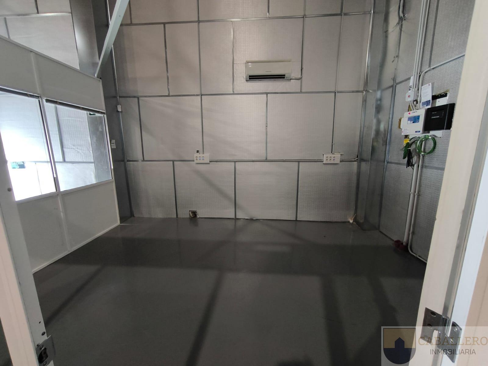 Venta de nave en Murcia