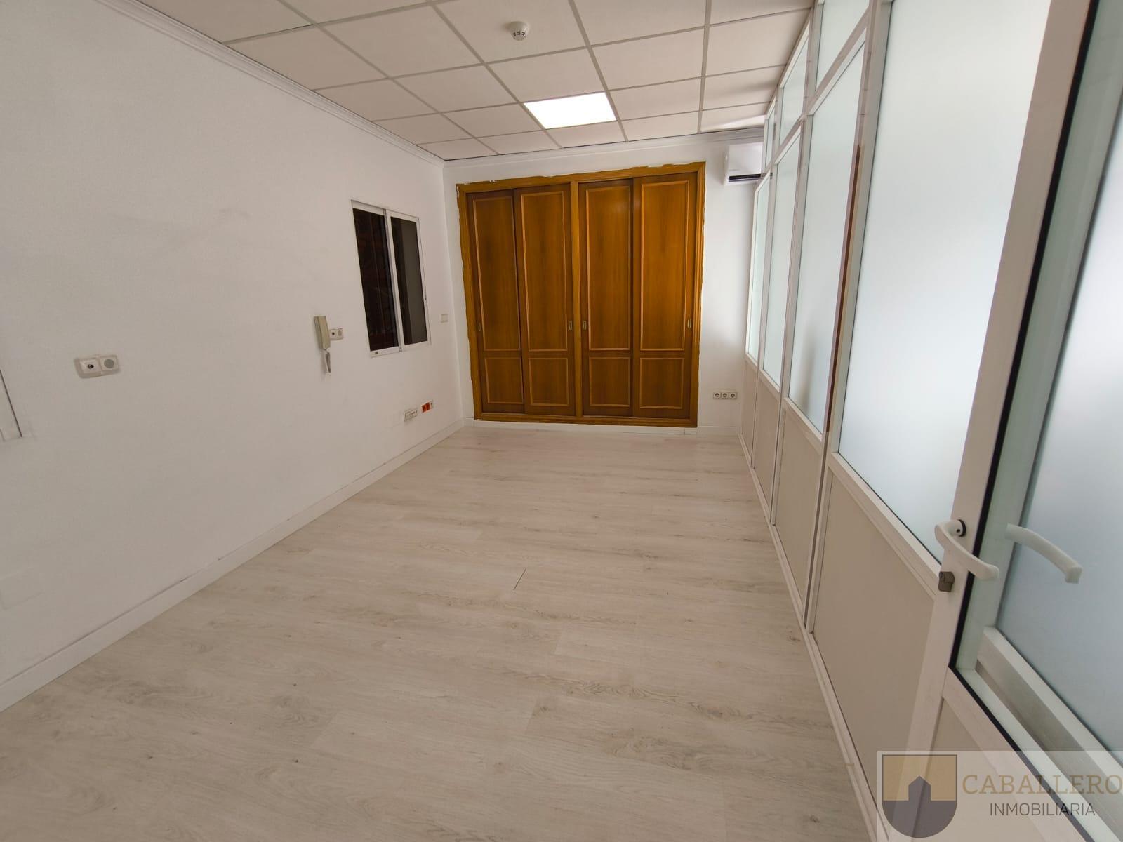 Venta de nave en Murcia