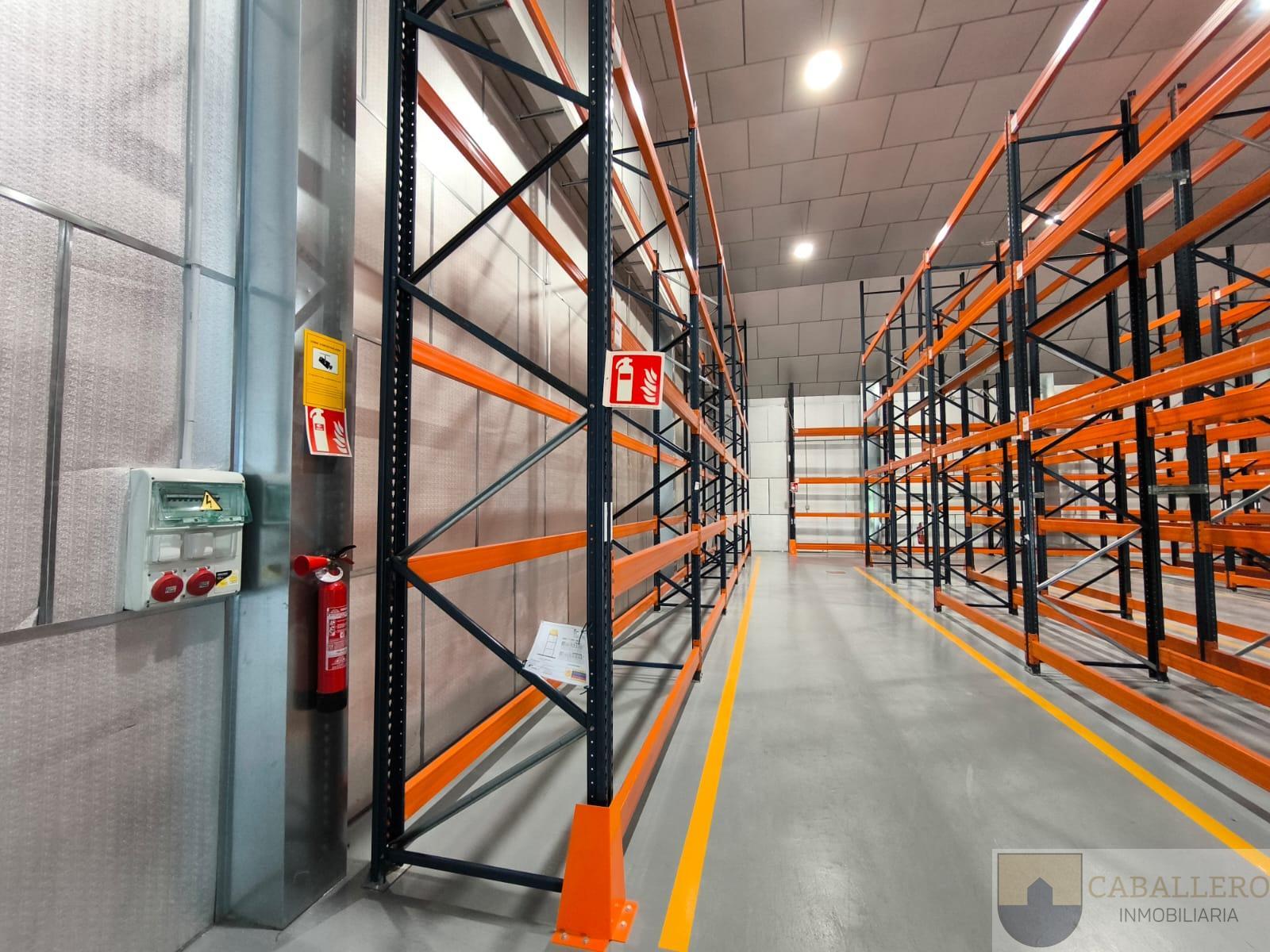 Venta de nave en Murcia