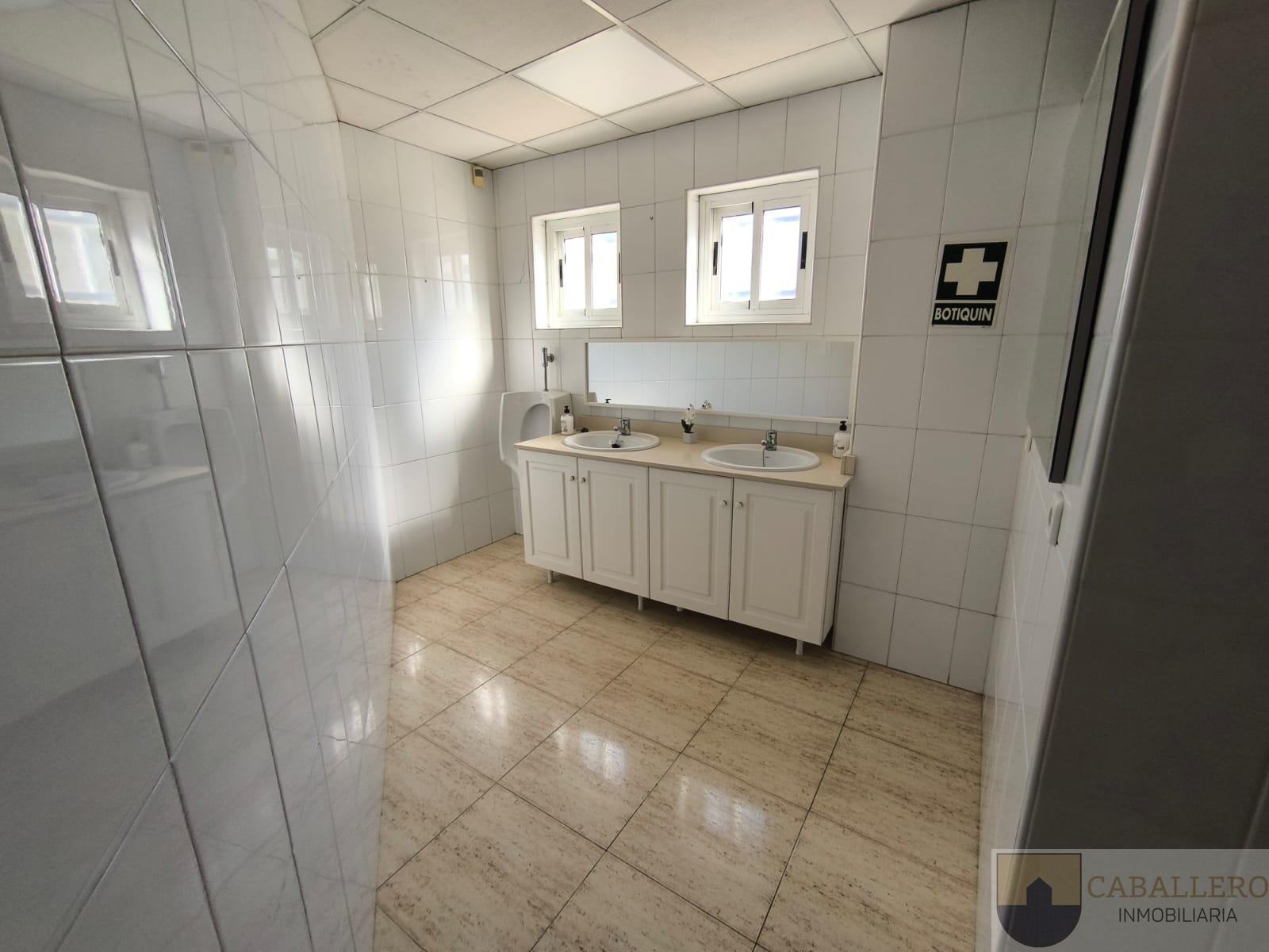 Venta de nave en Murcia