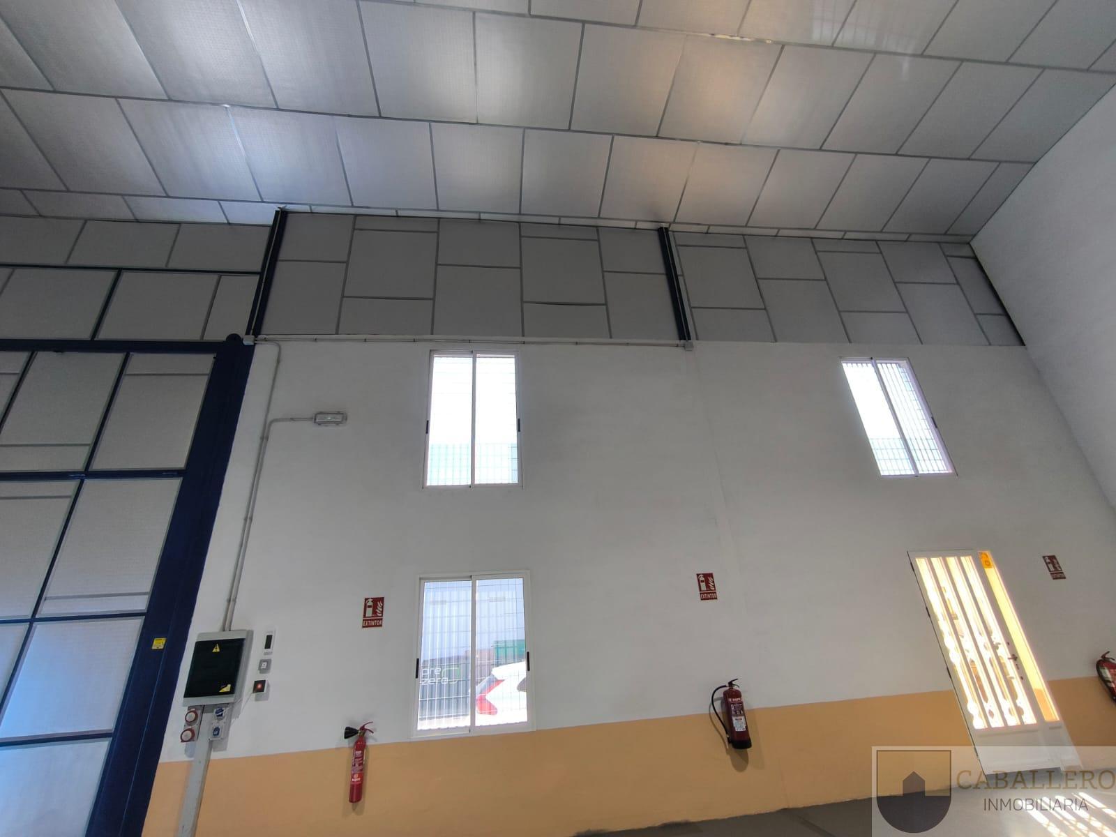 Venta de nave en Murcia