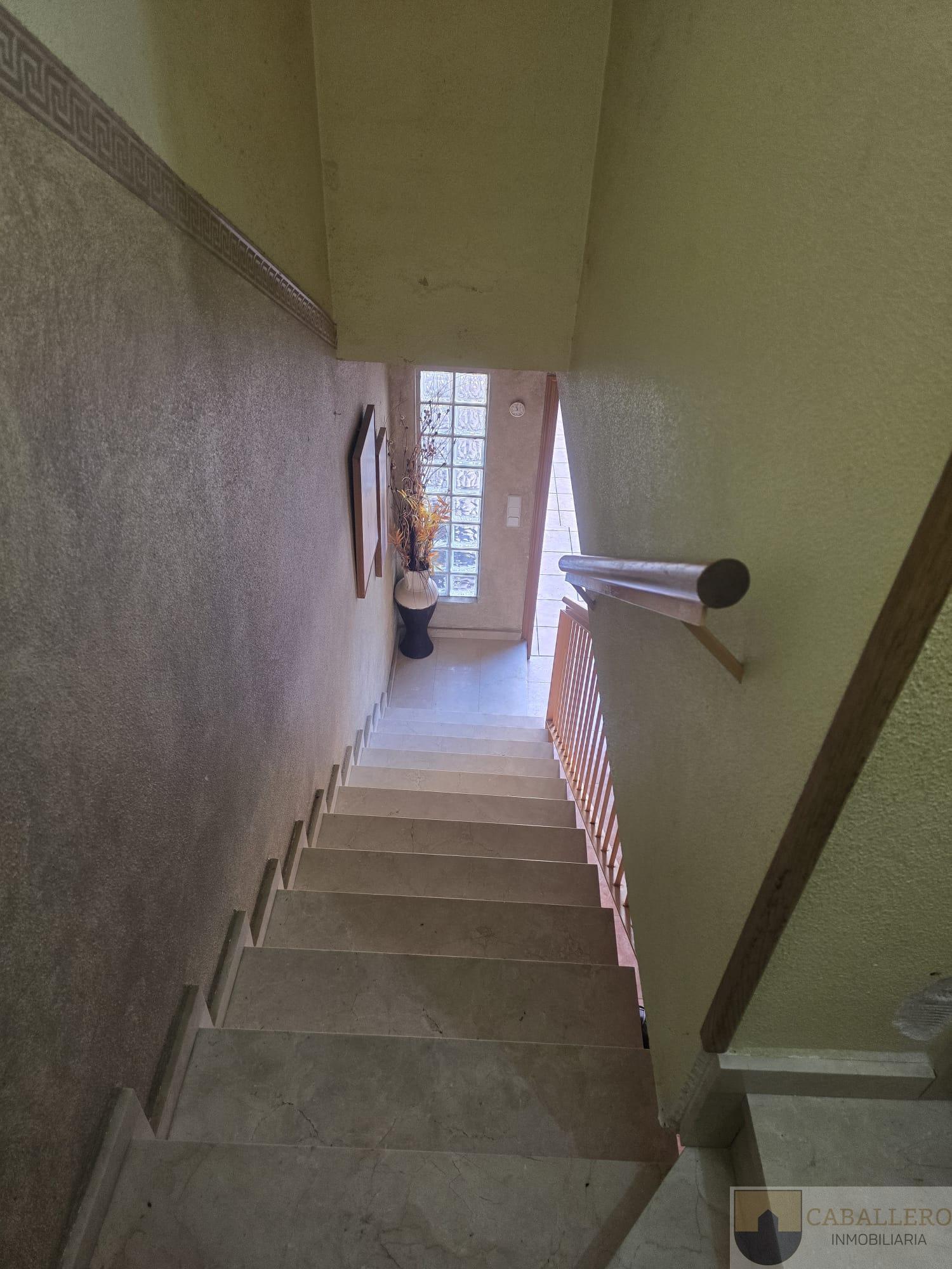 For sale of duplex in Murcia