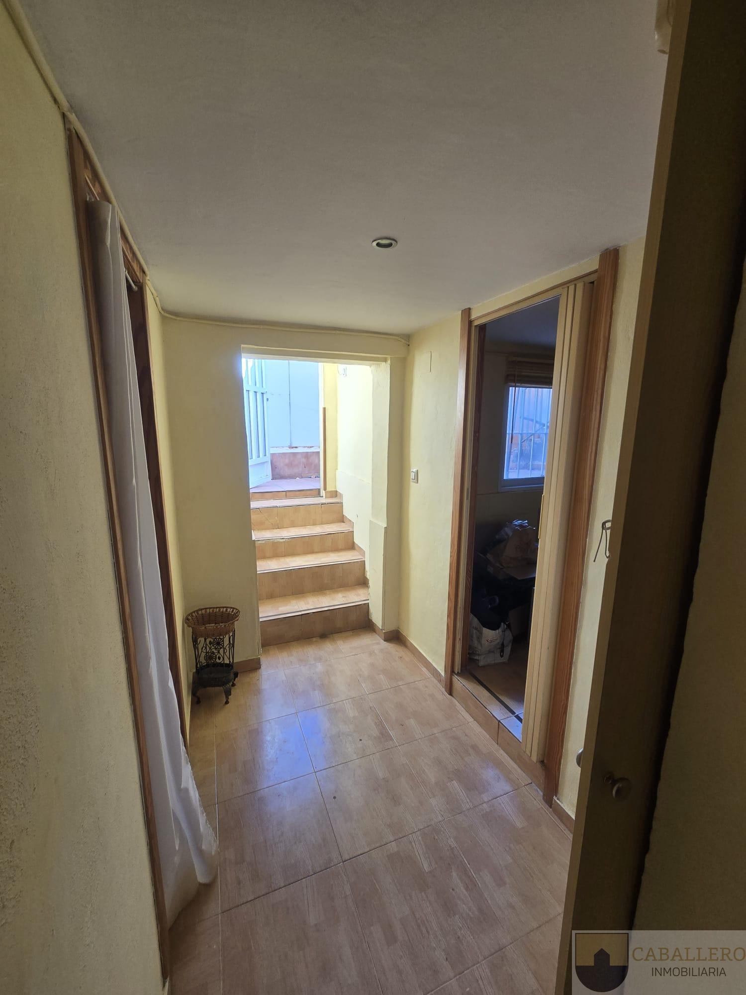 For sale of duplex in Murcia