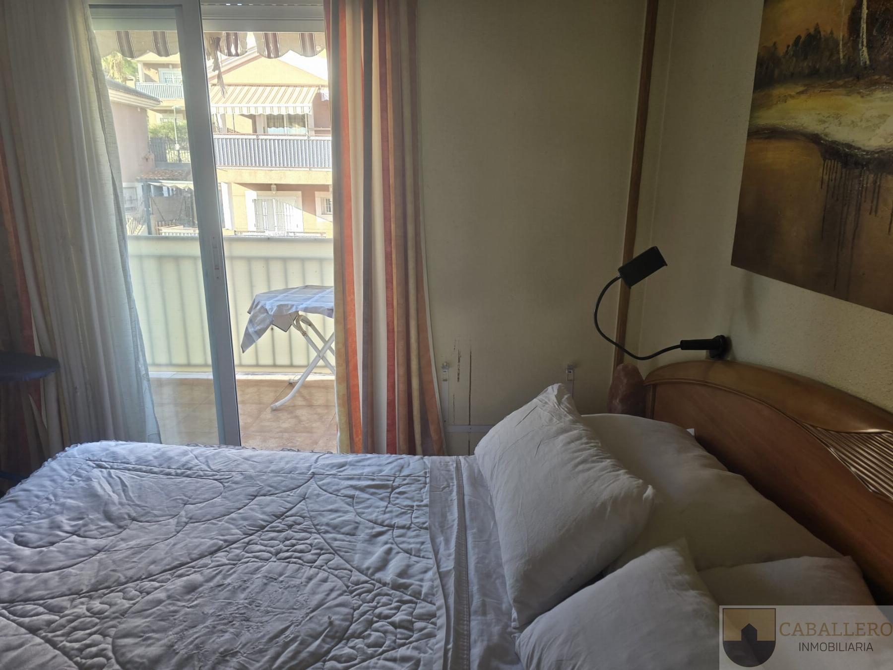 For sale of duplex in Murcia