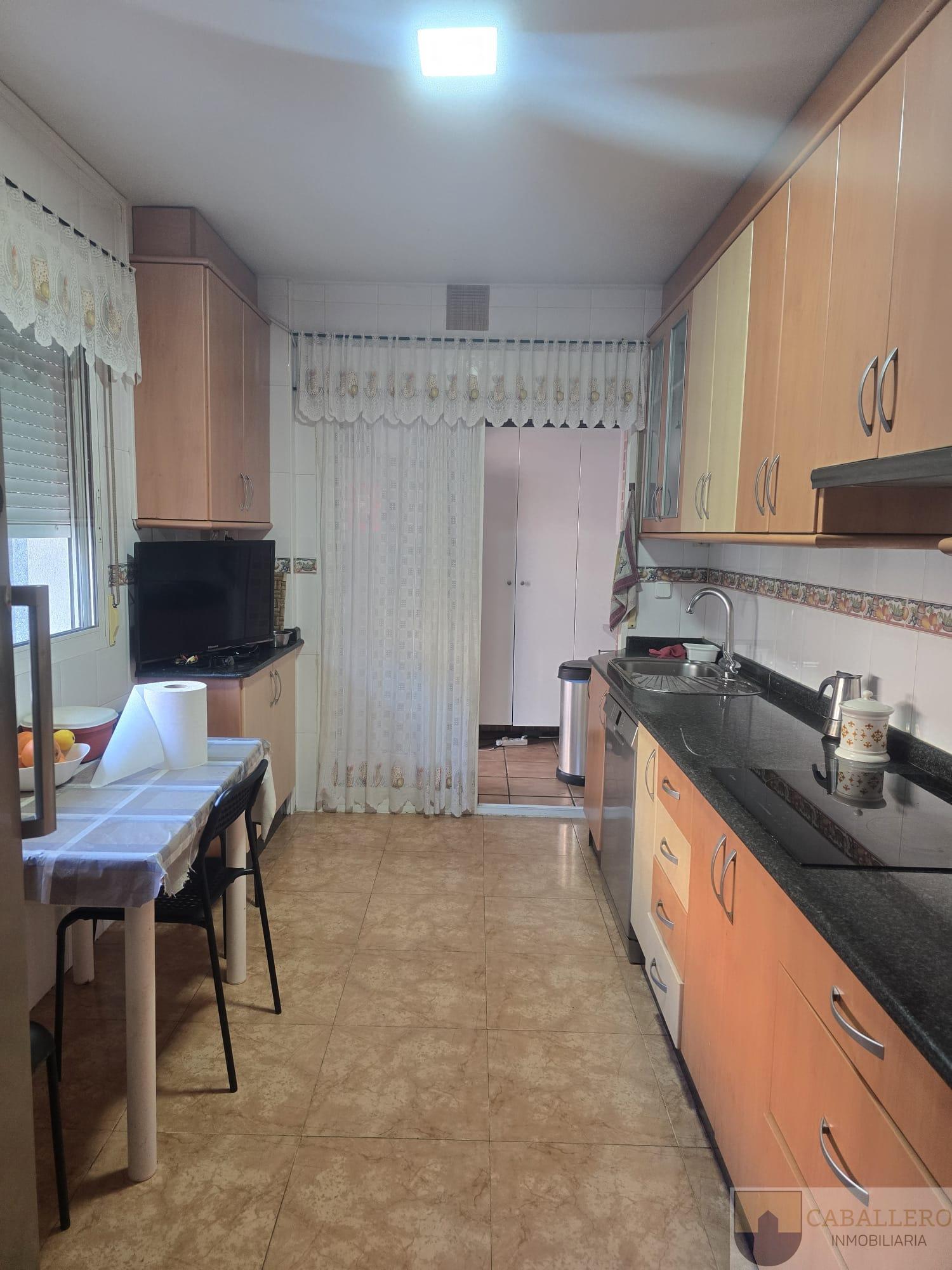 For sale of duplex in Murcia