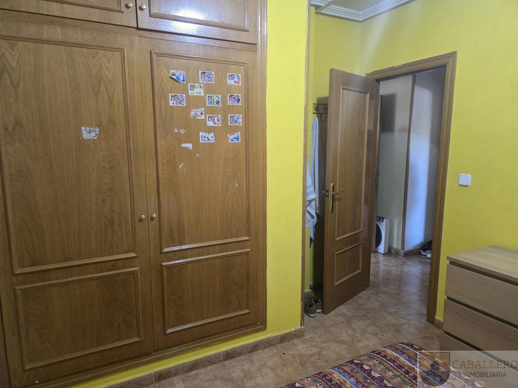 For sale of duplex in Murcia