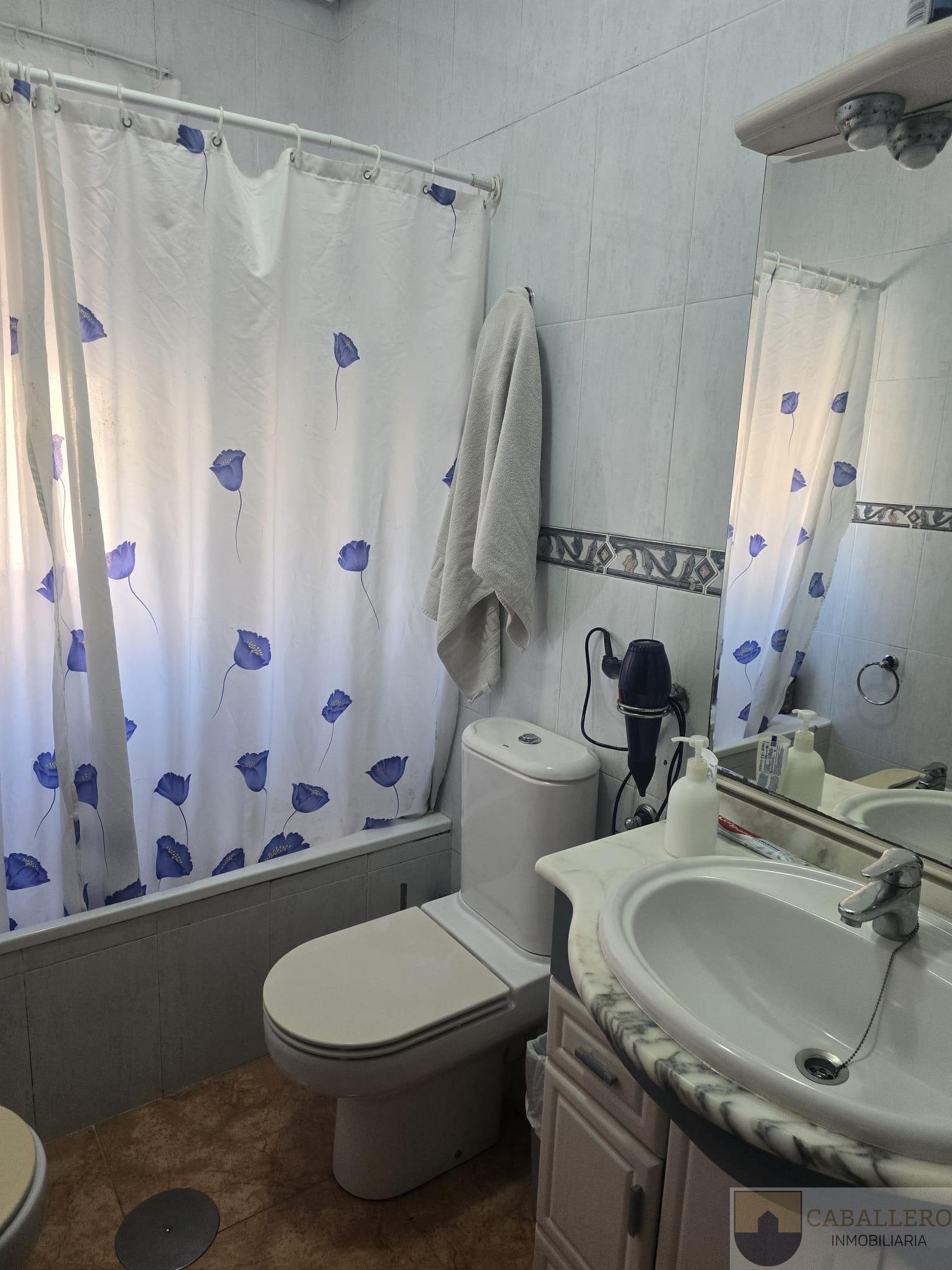 For sale of duplex in Murcia