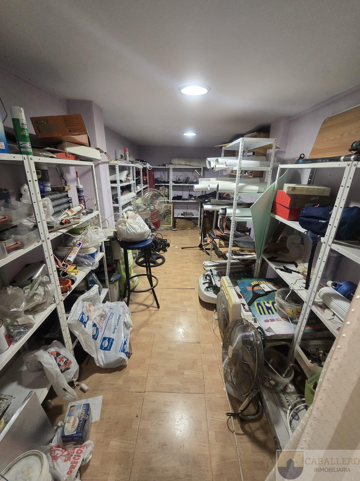 For sale of duplex in Murcia