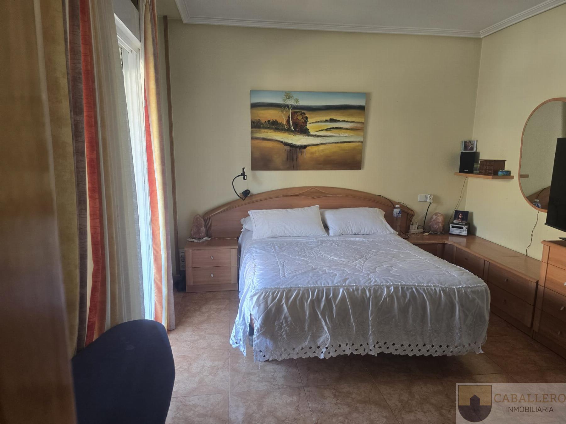 For sale of duplex in Murcia