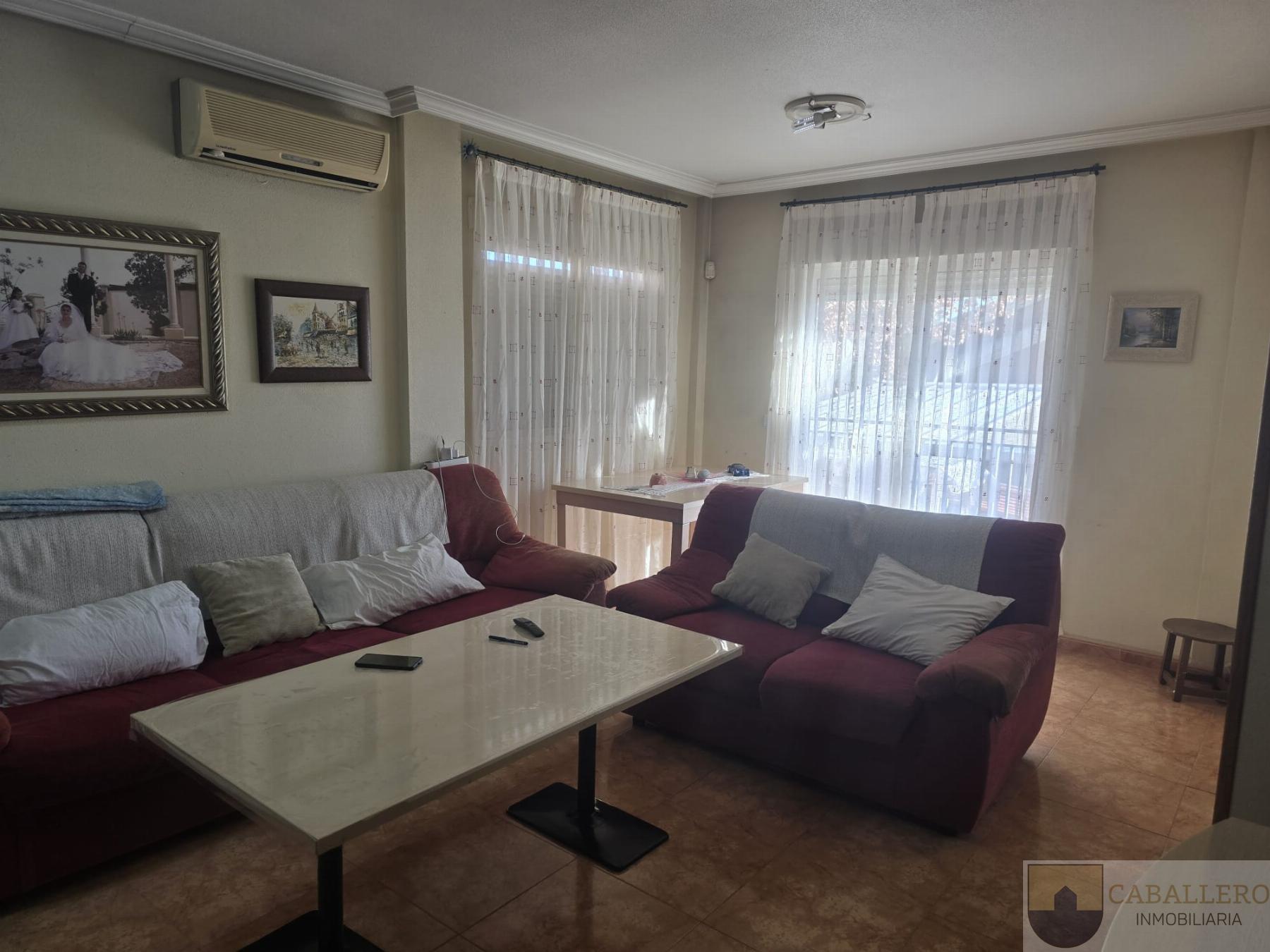For sale of duplex in Murcia