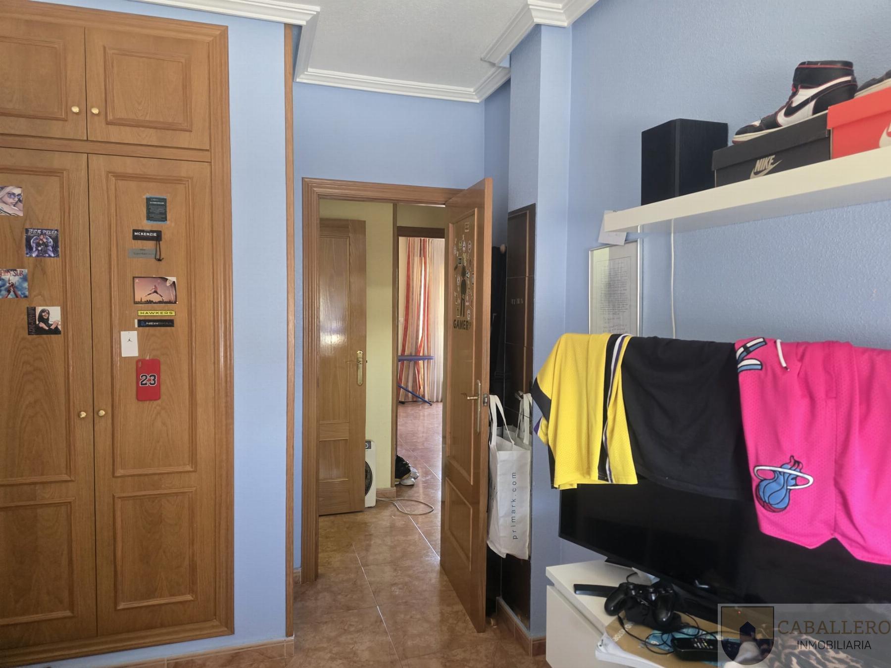 For sale of duplex in Murcia