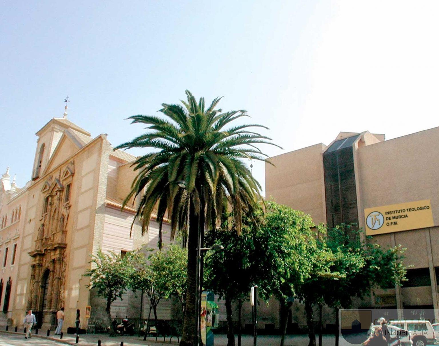 Venta de local comercial en Murcia