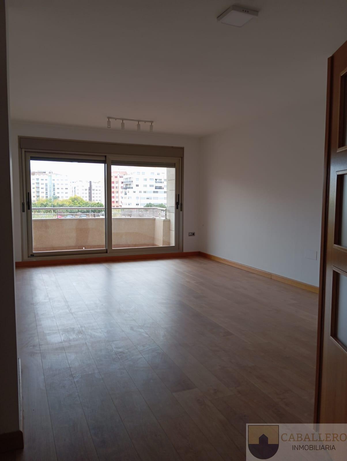 For rent of flat in Murcia