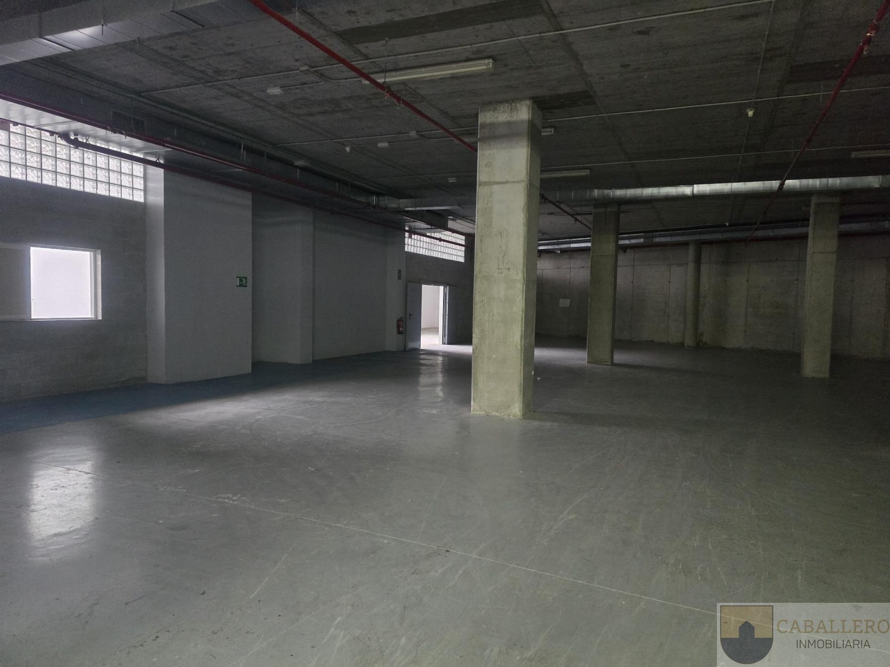 For rent of industrial plant/warehouse in Murcia