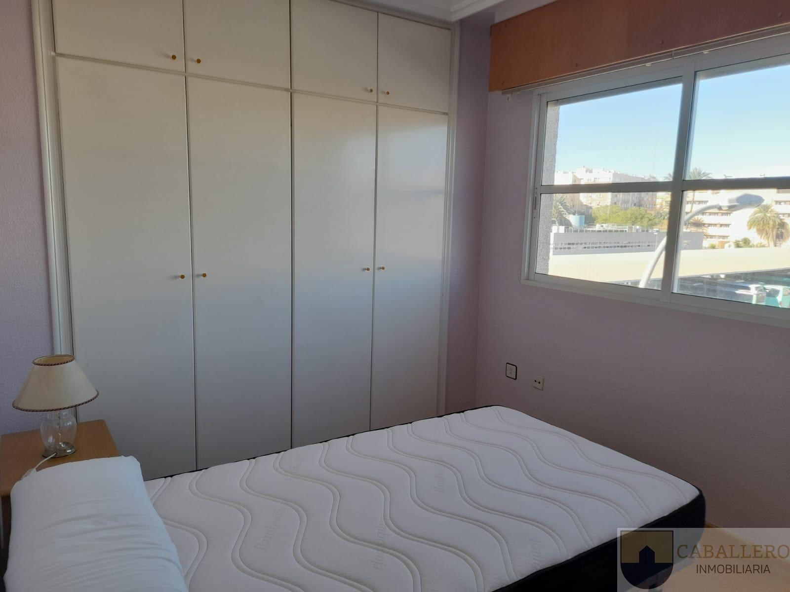 For rent of flat in Murcia
