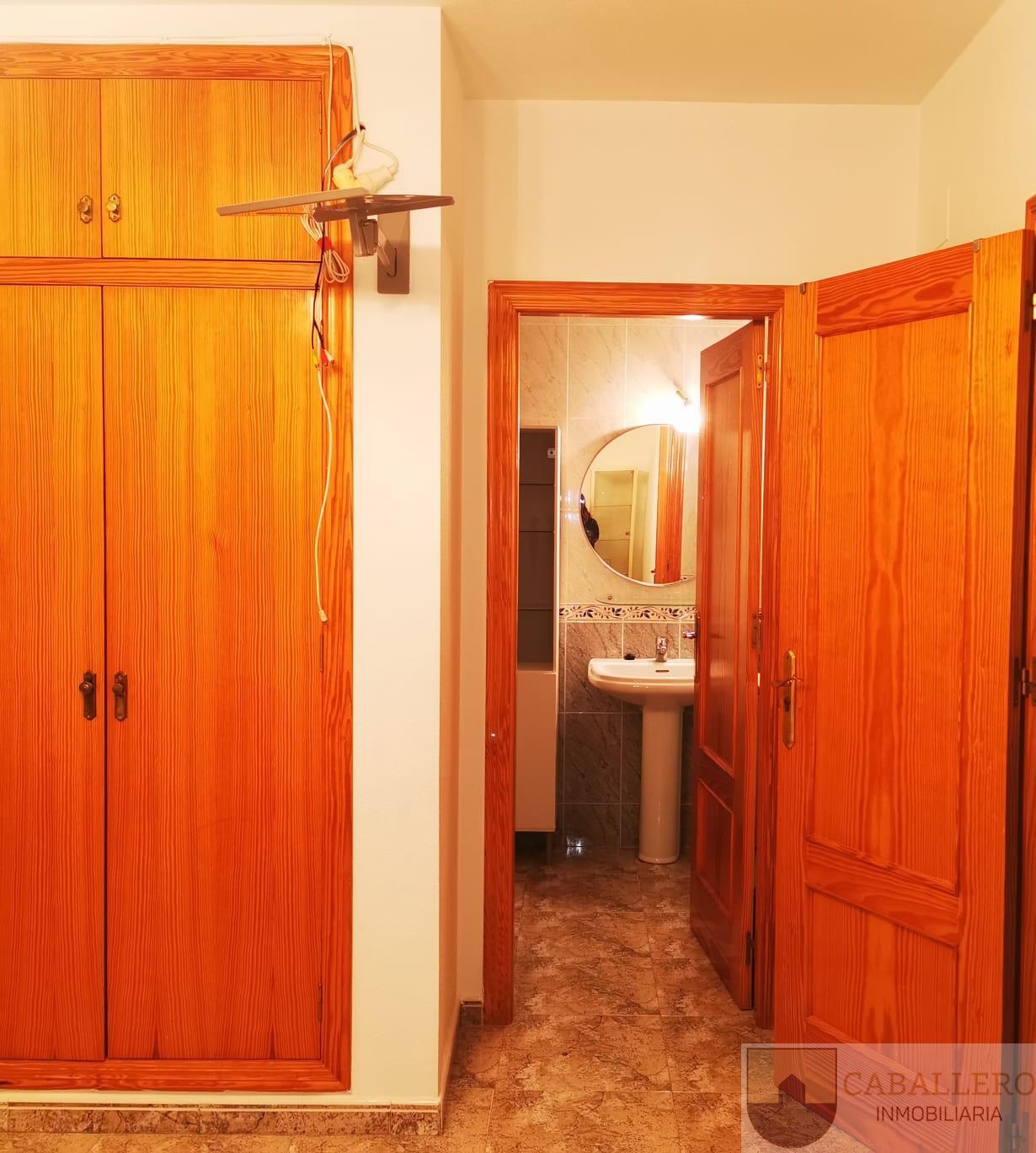For rent of duplex in Murcia