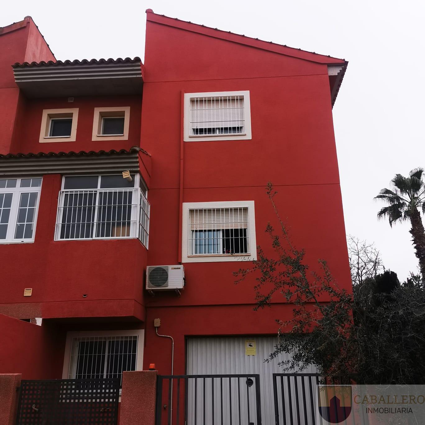 For rent of duplex in Murcia