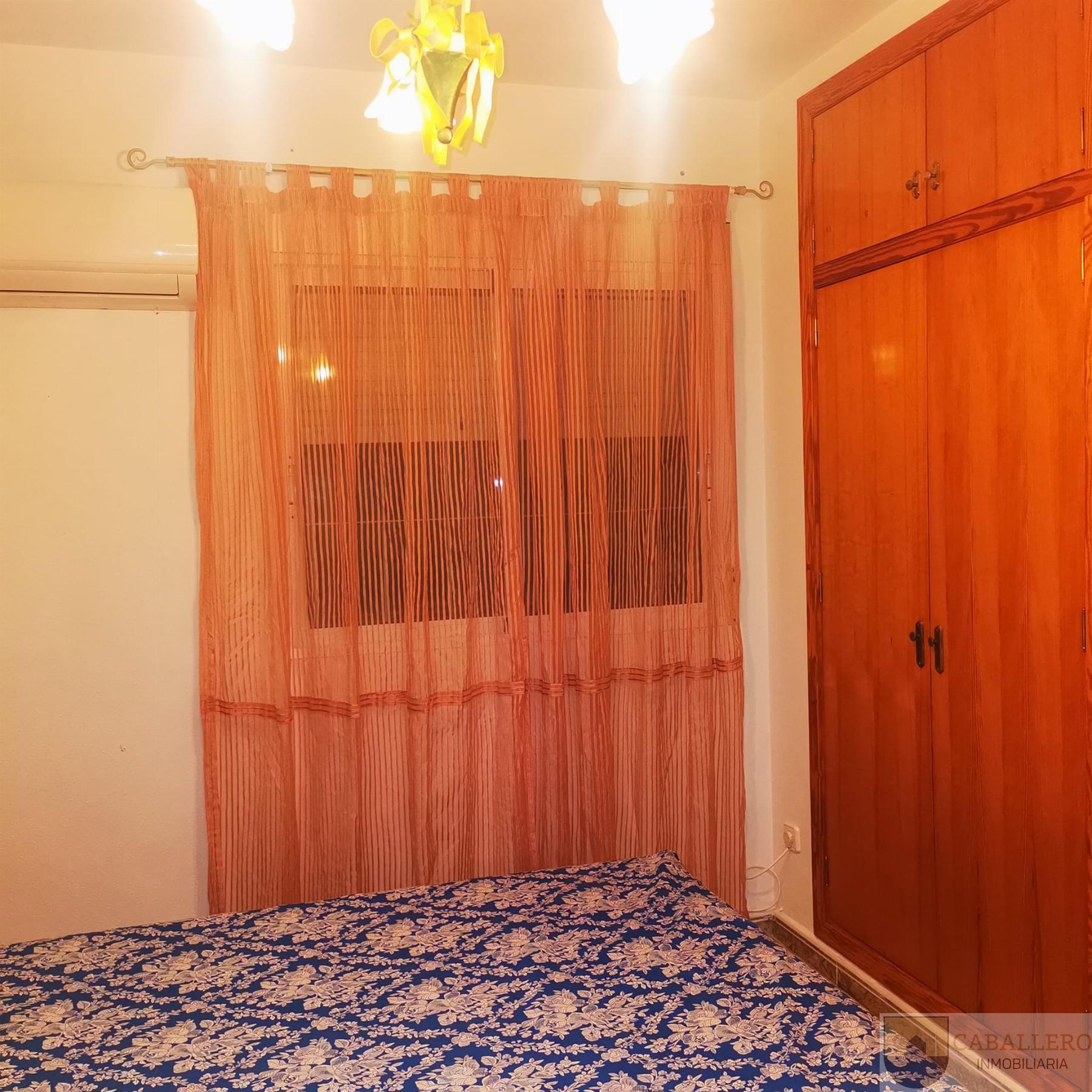 For rent of duplex in Murcia