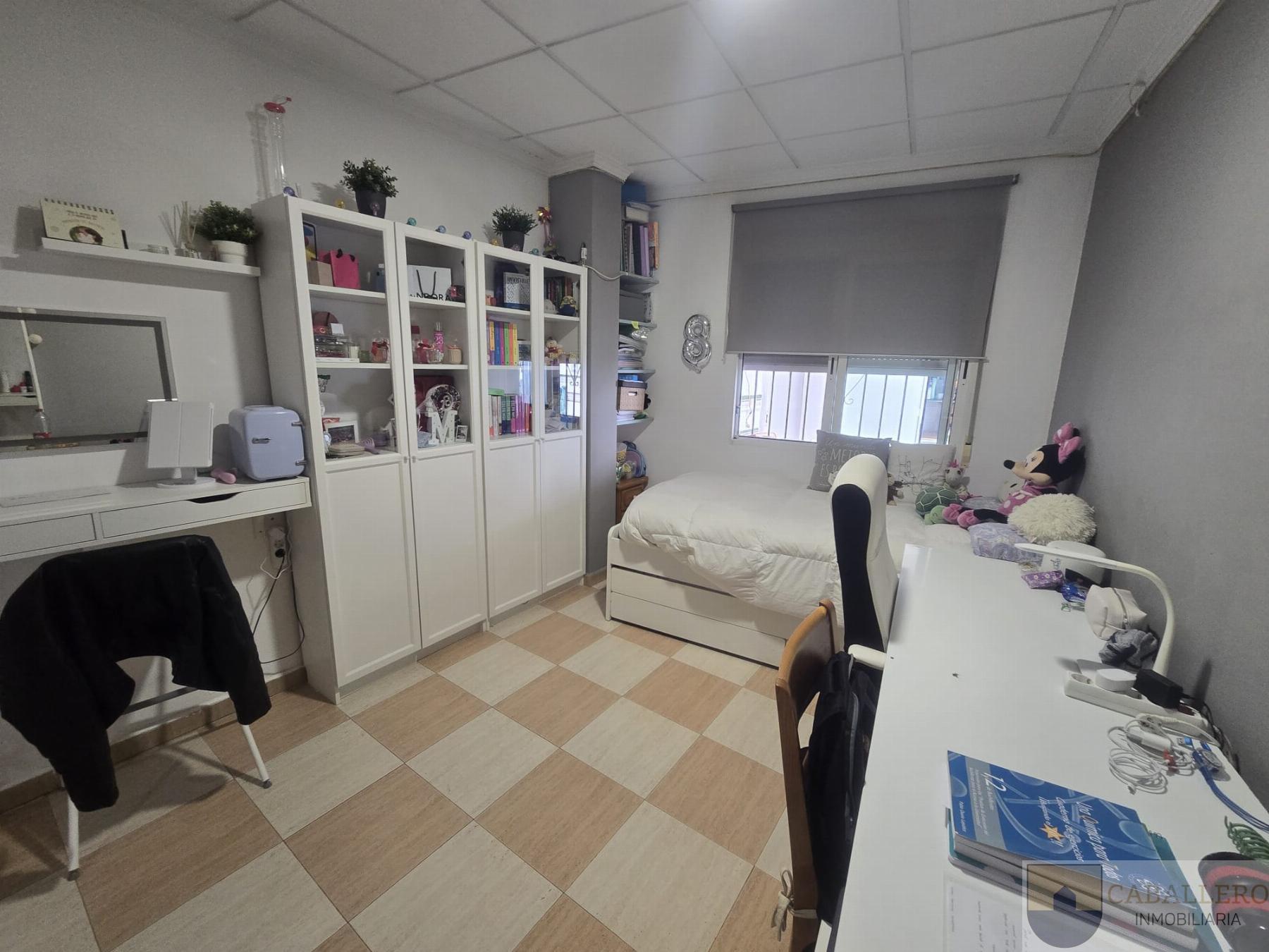 For sale of house in Murcia