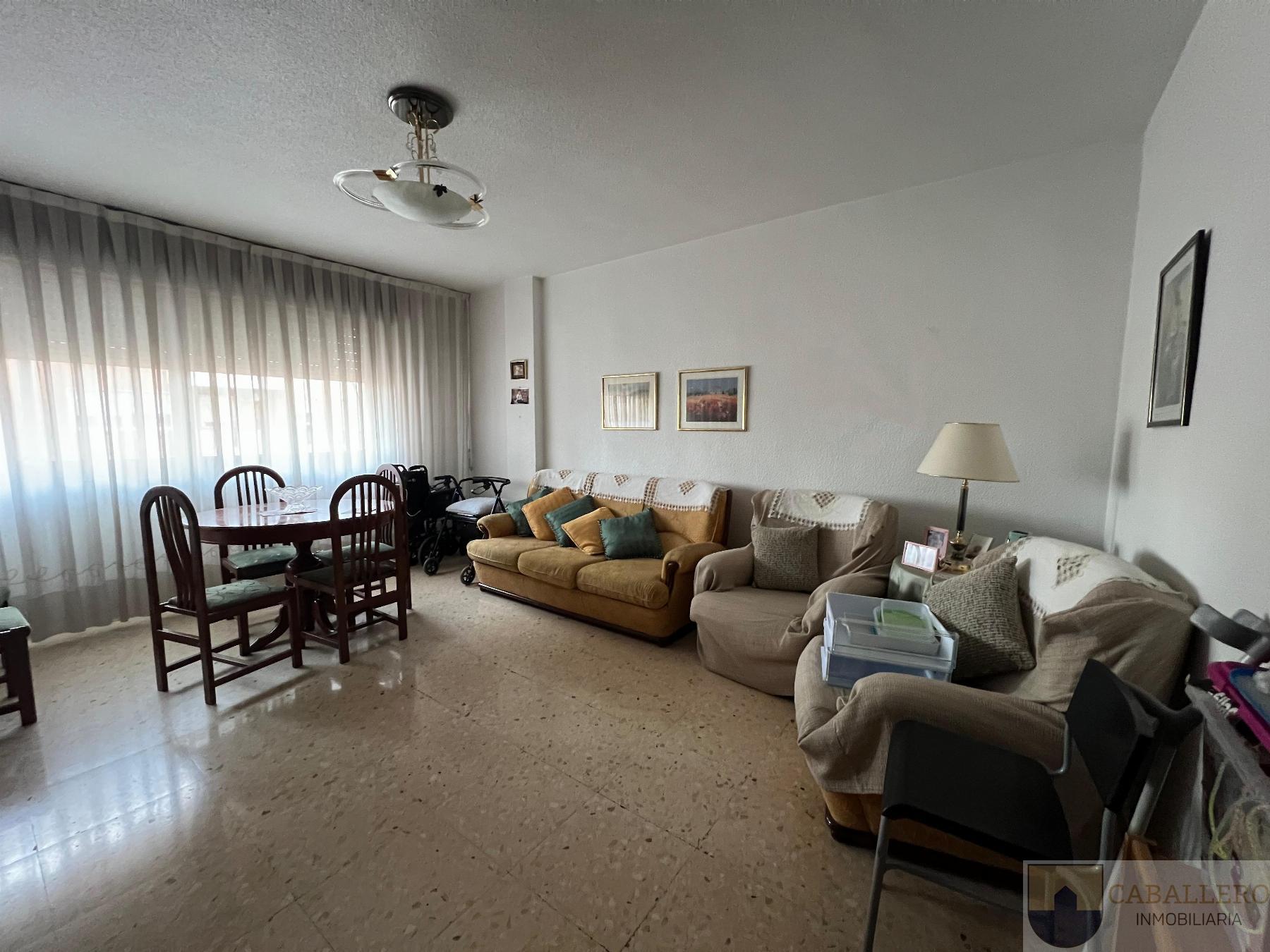 For sale of flat in Murcia