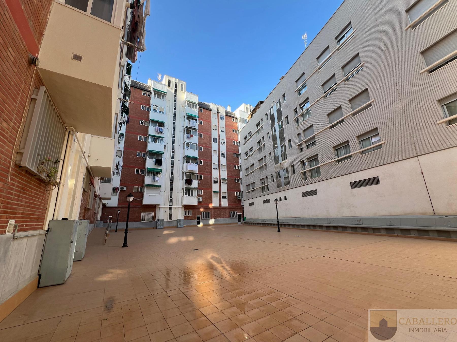 For sale of flat in Murcia