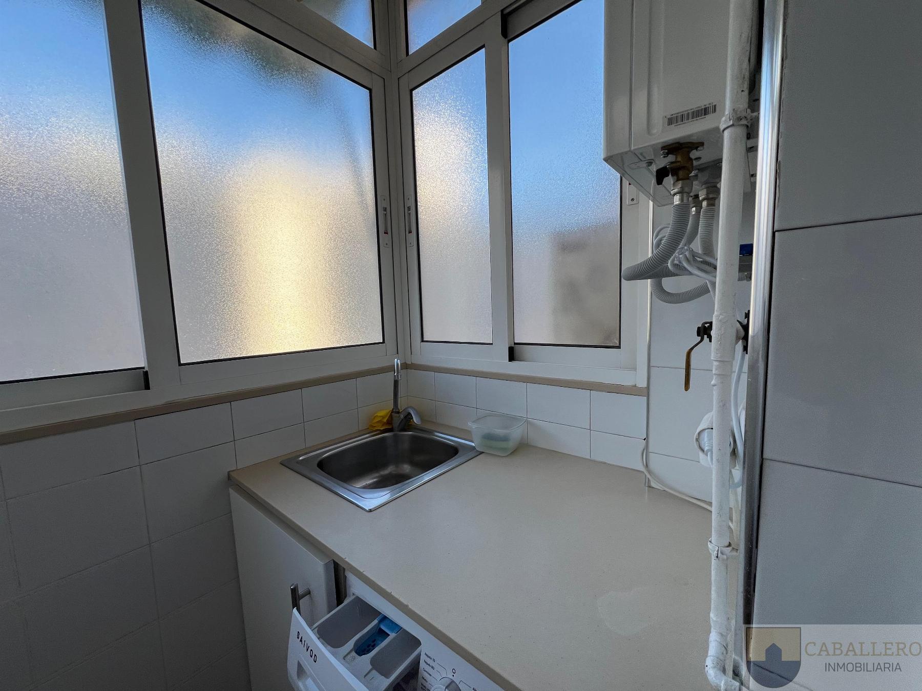 For sale of flat in Murcia