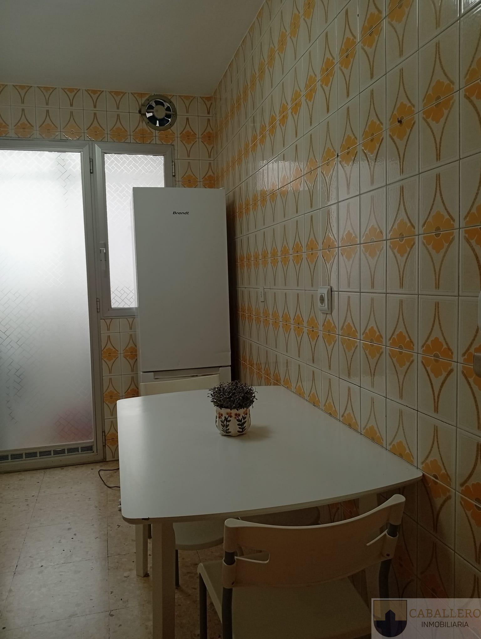 For rent of flat in Murcia