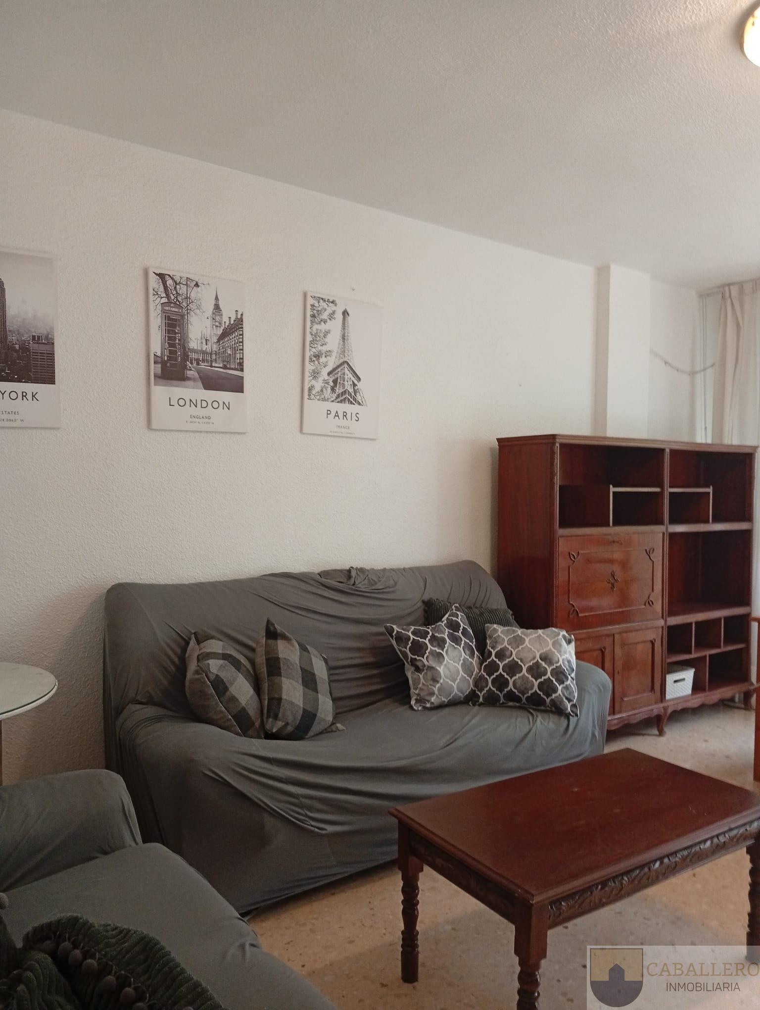 For rent of flat in Murcia