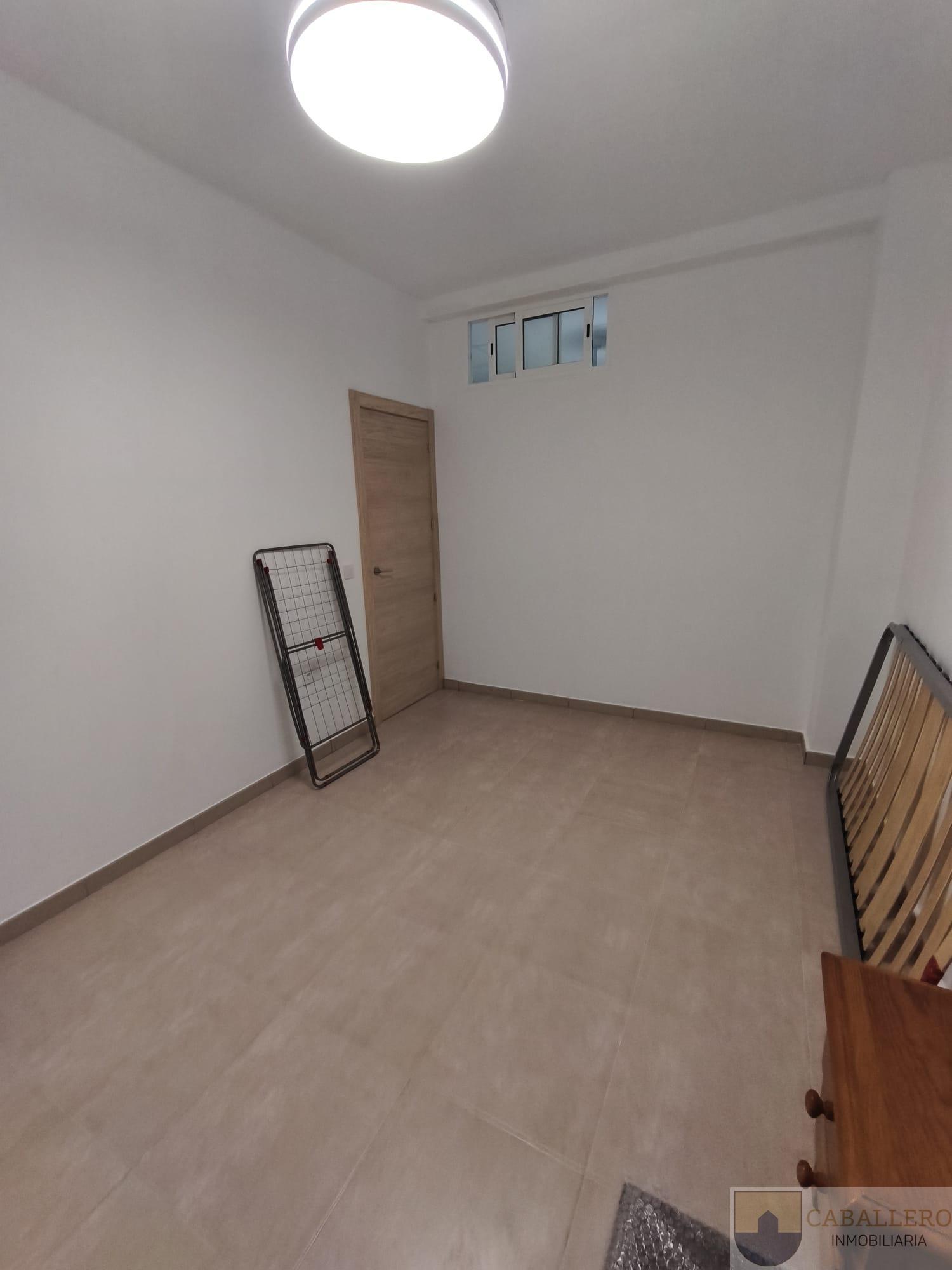For rent of flat in Murcia
