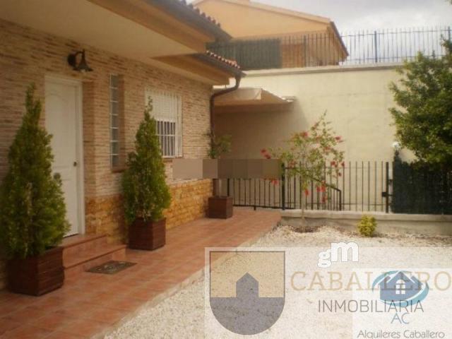 For sale of chalet in Murcia