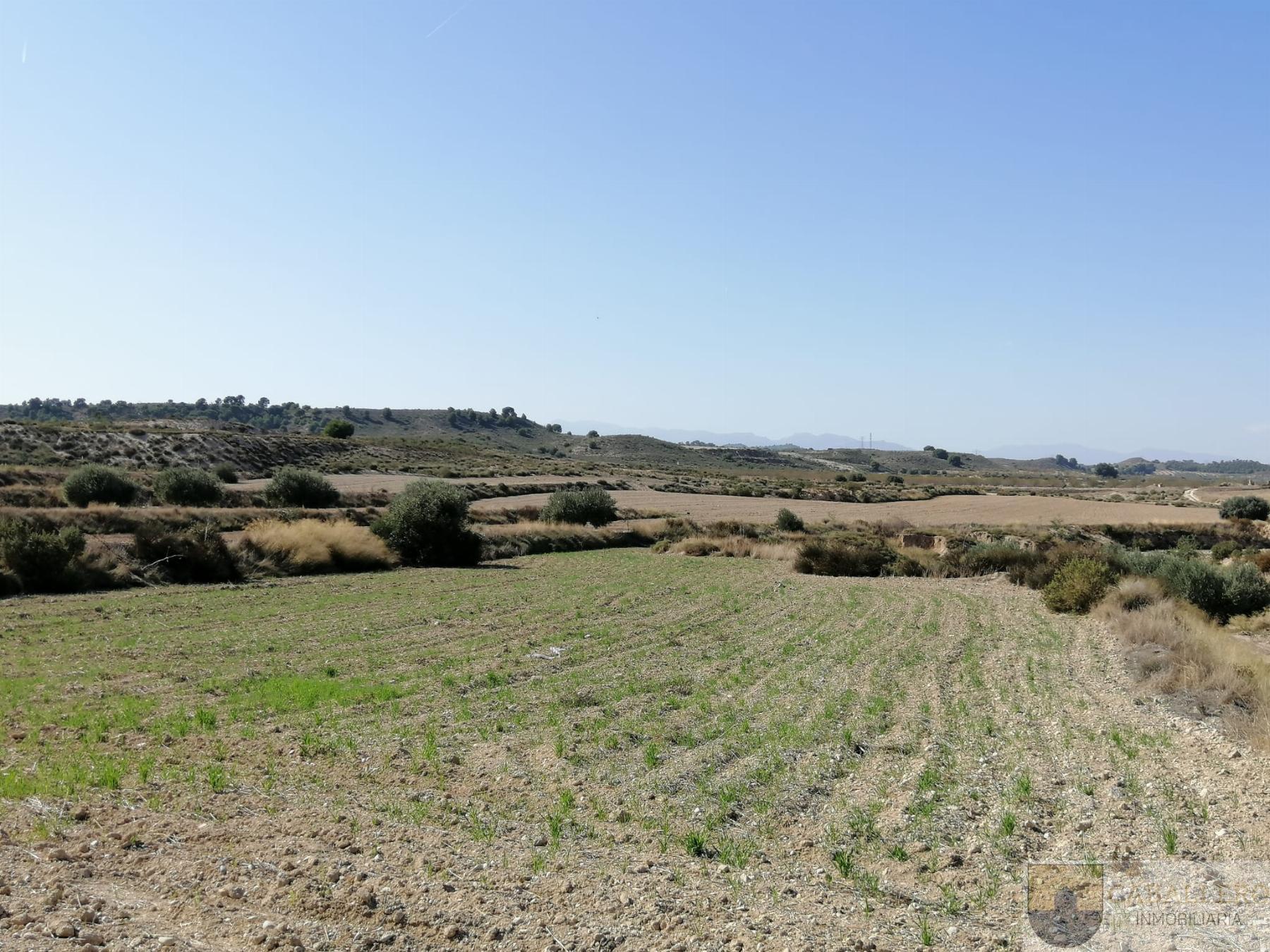 Venta de terreno en Cañada Hermosa