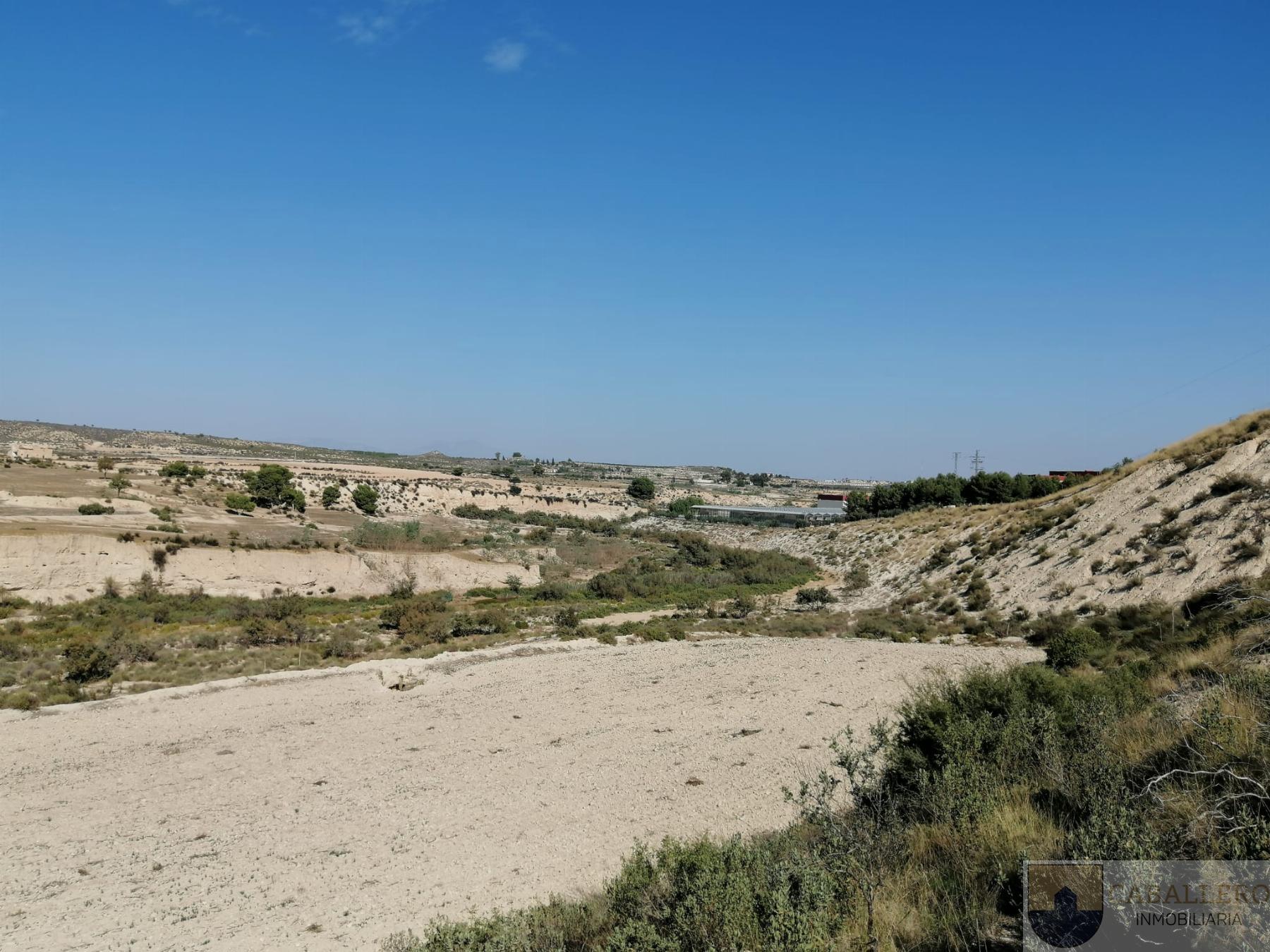 Venta de terreno en Cañada Hermosa