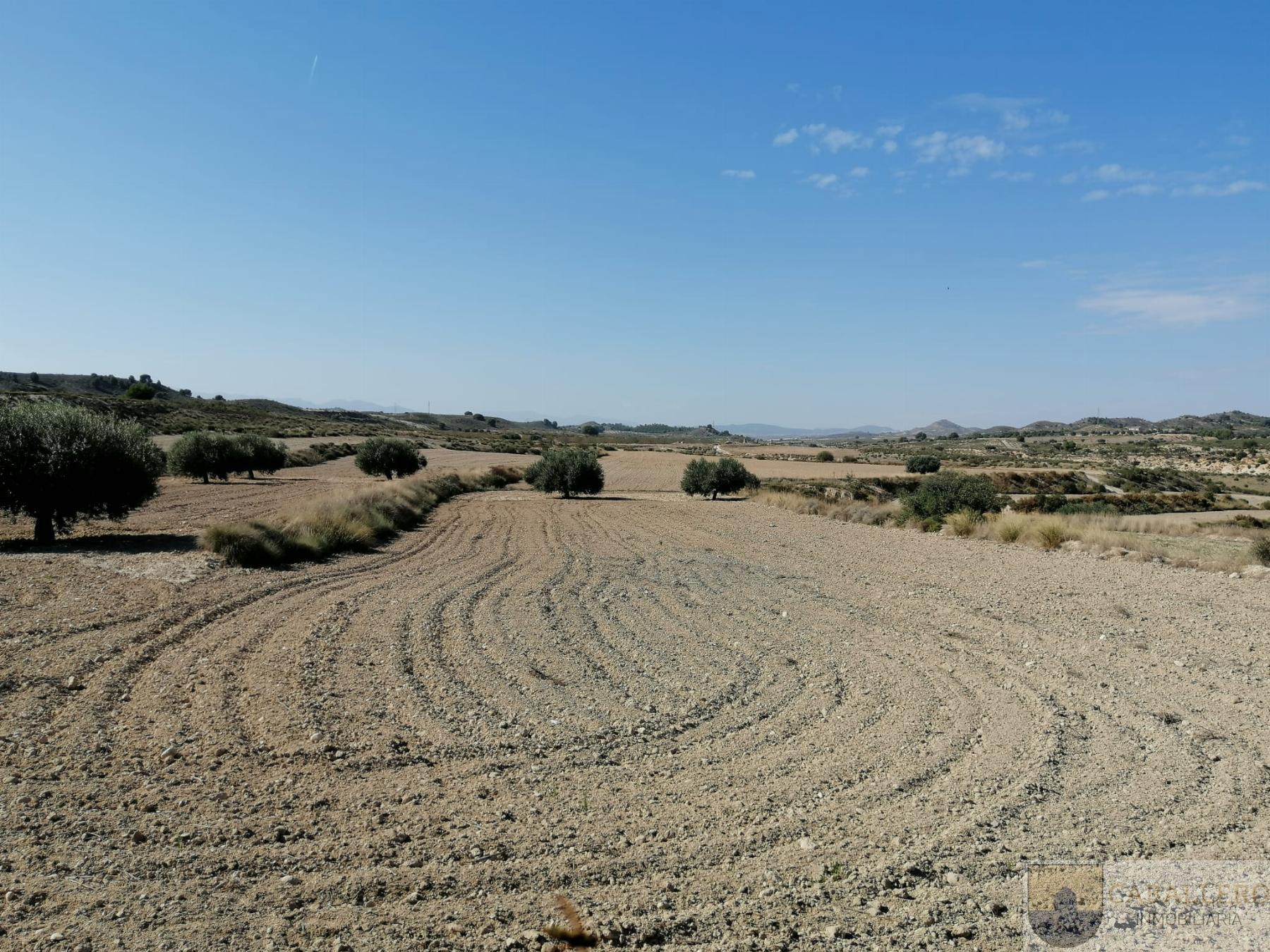 Venta de terreno en Cañada Hermosa