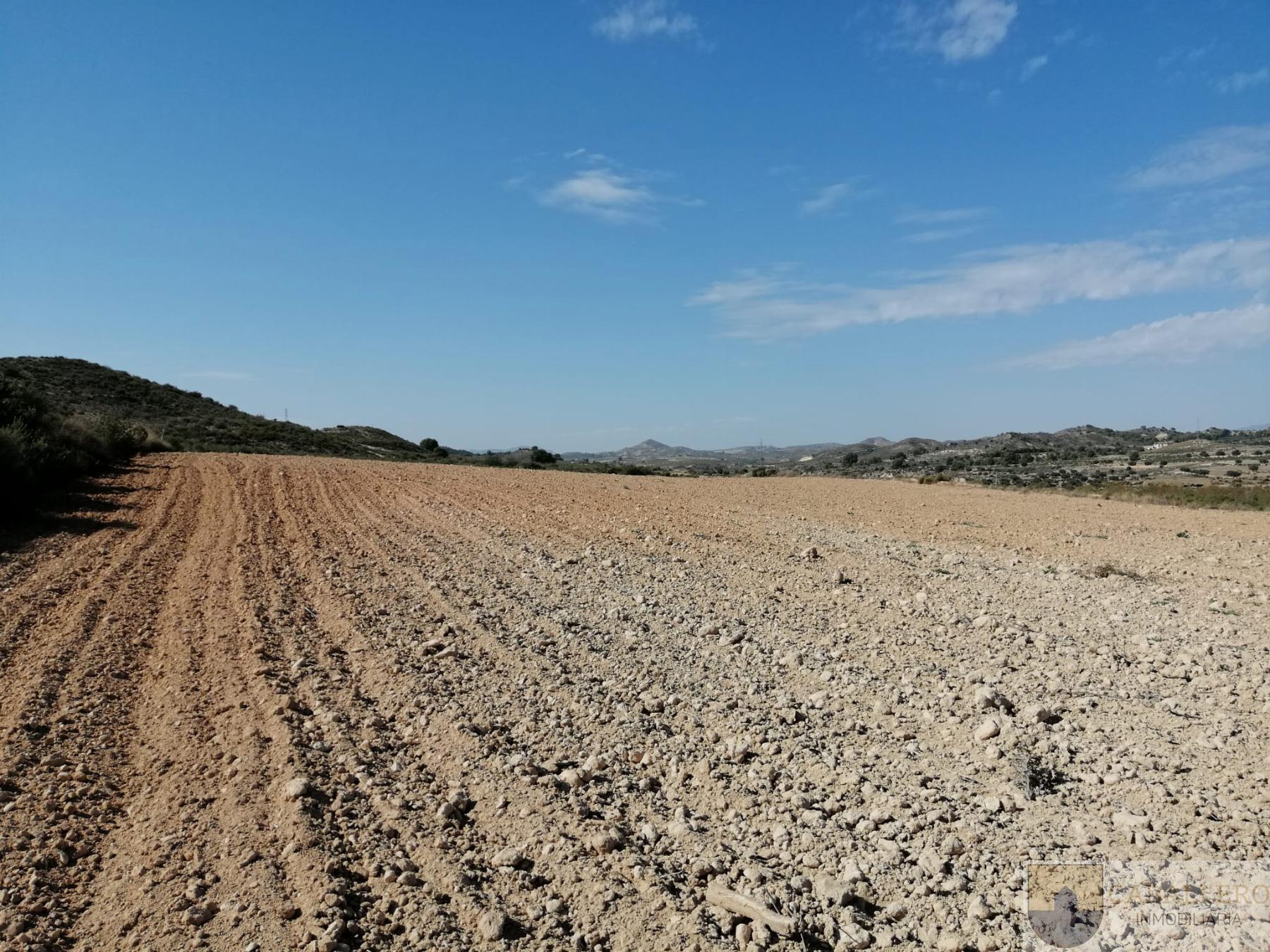 Venta de terreno en Cañada Hermosa