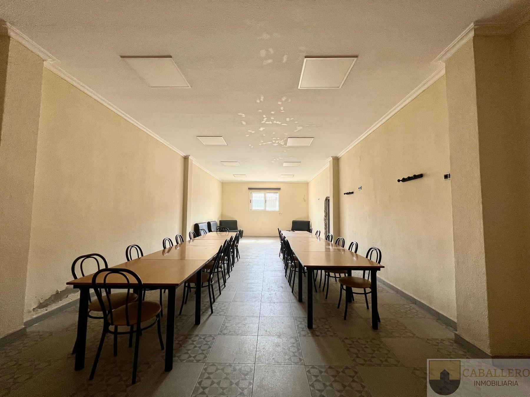 Venta de local en Murcia