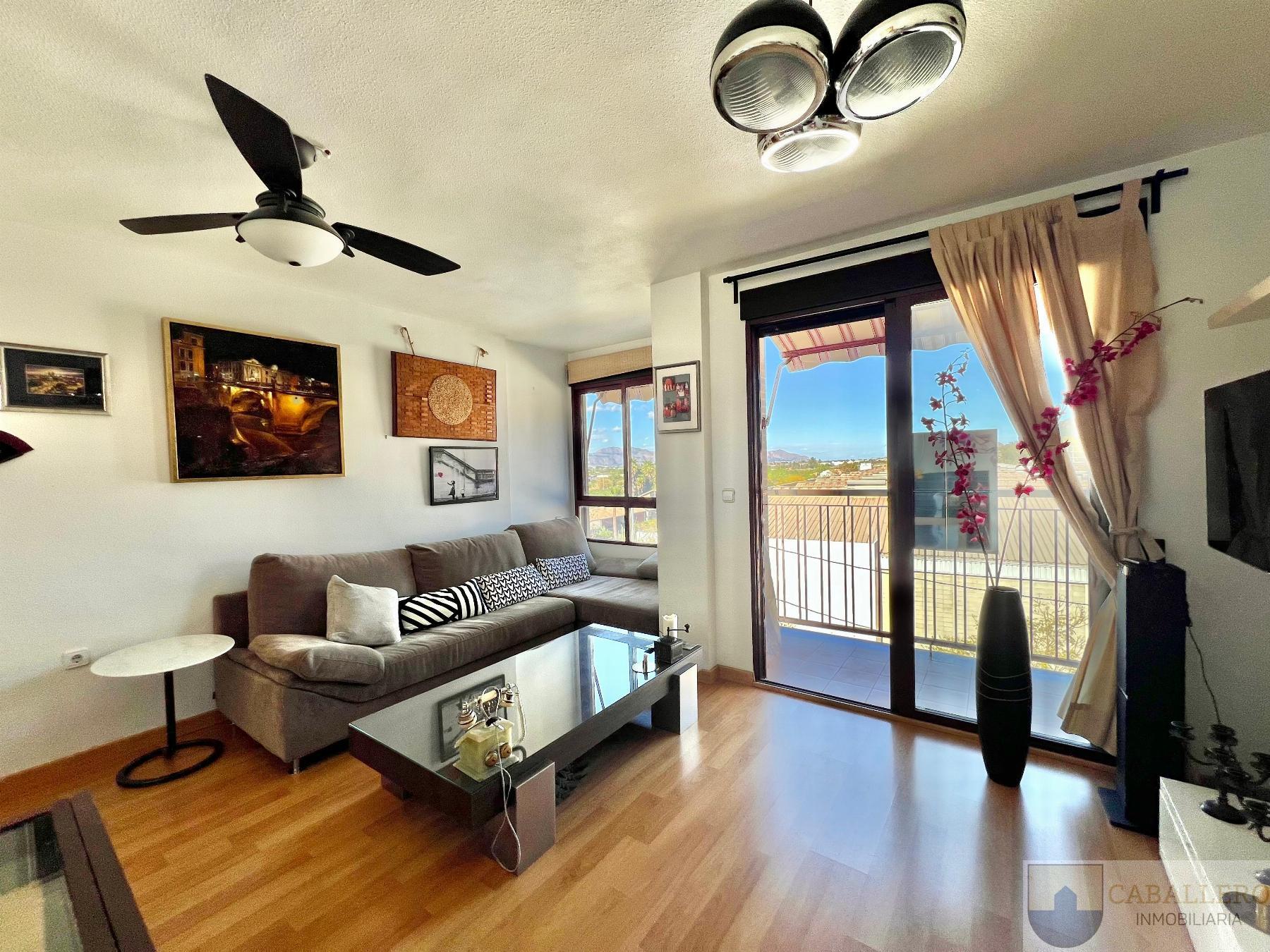 For sale of penthouse in Murcia