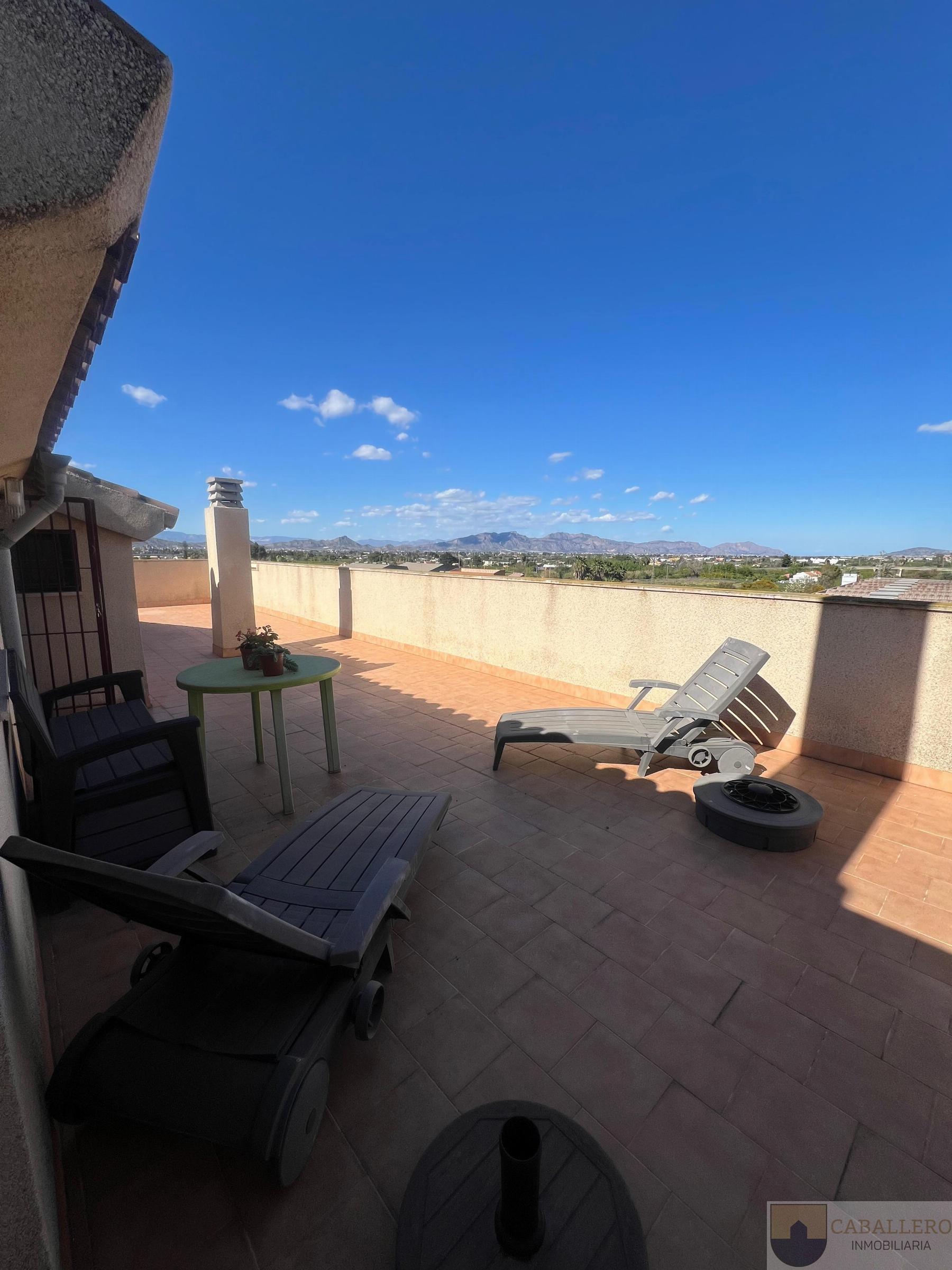 For sale of penthouse in Murcia