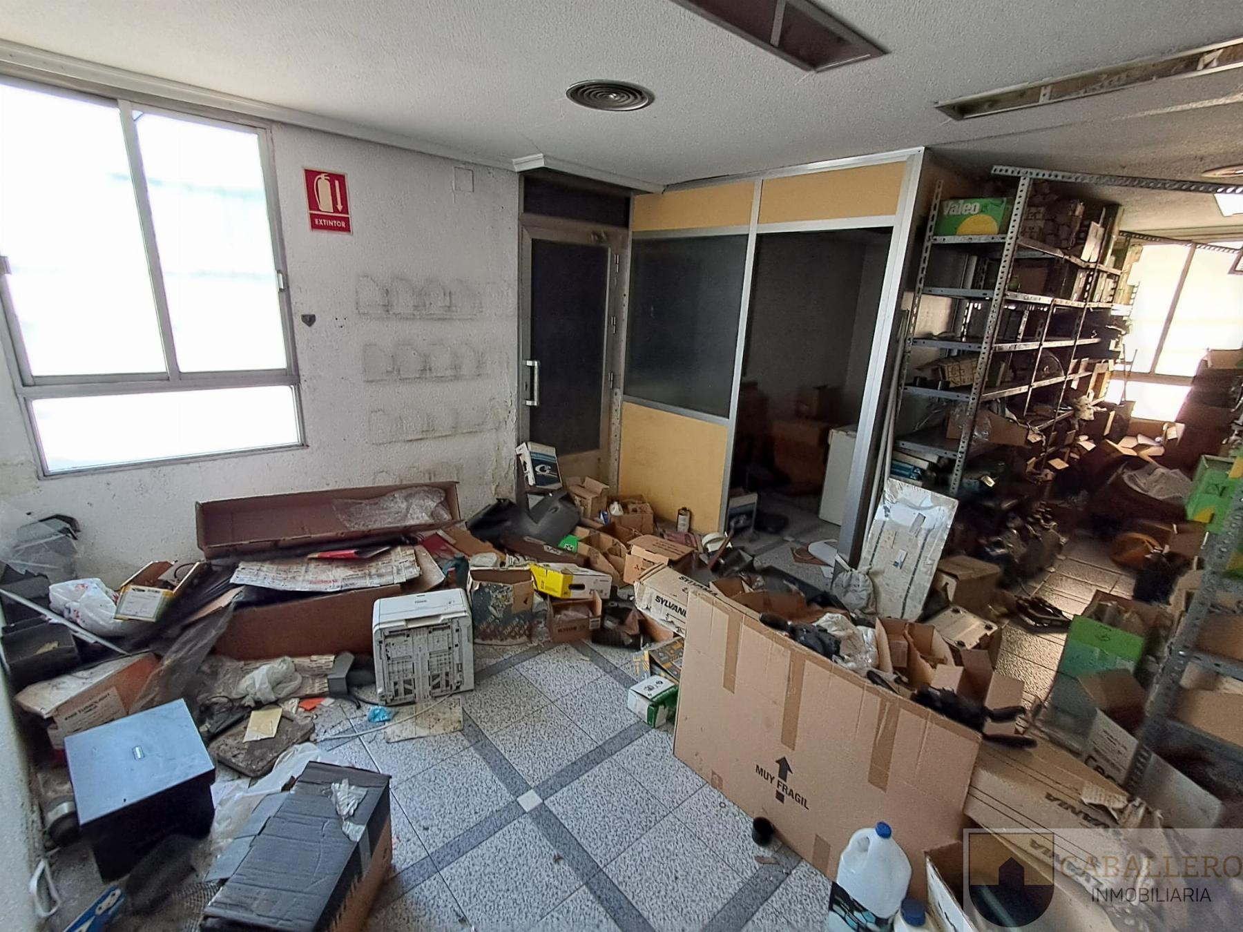 Venta de local en Murcia