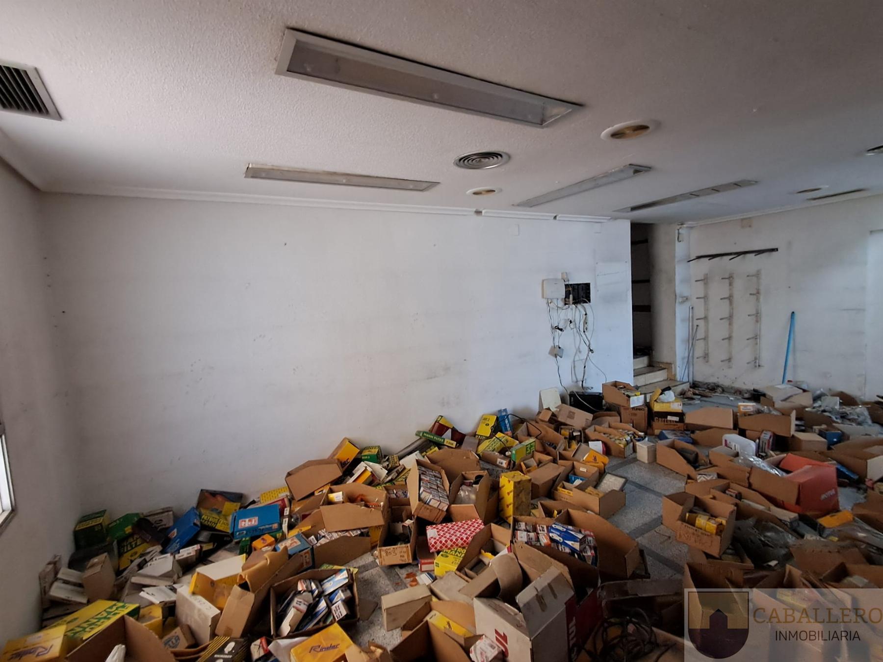 Venta de local en Murcia