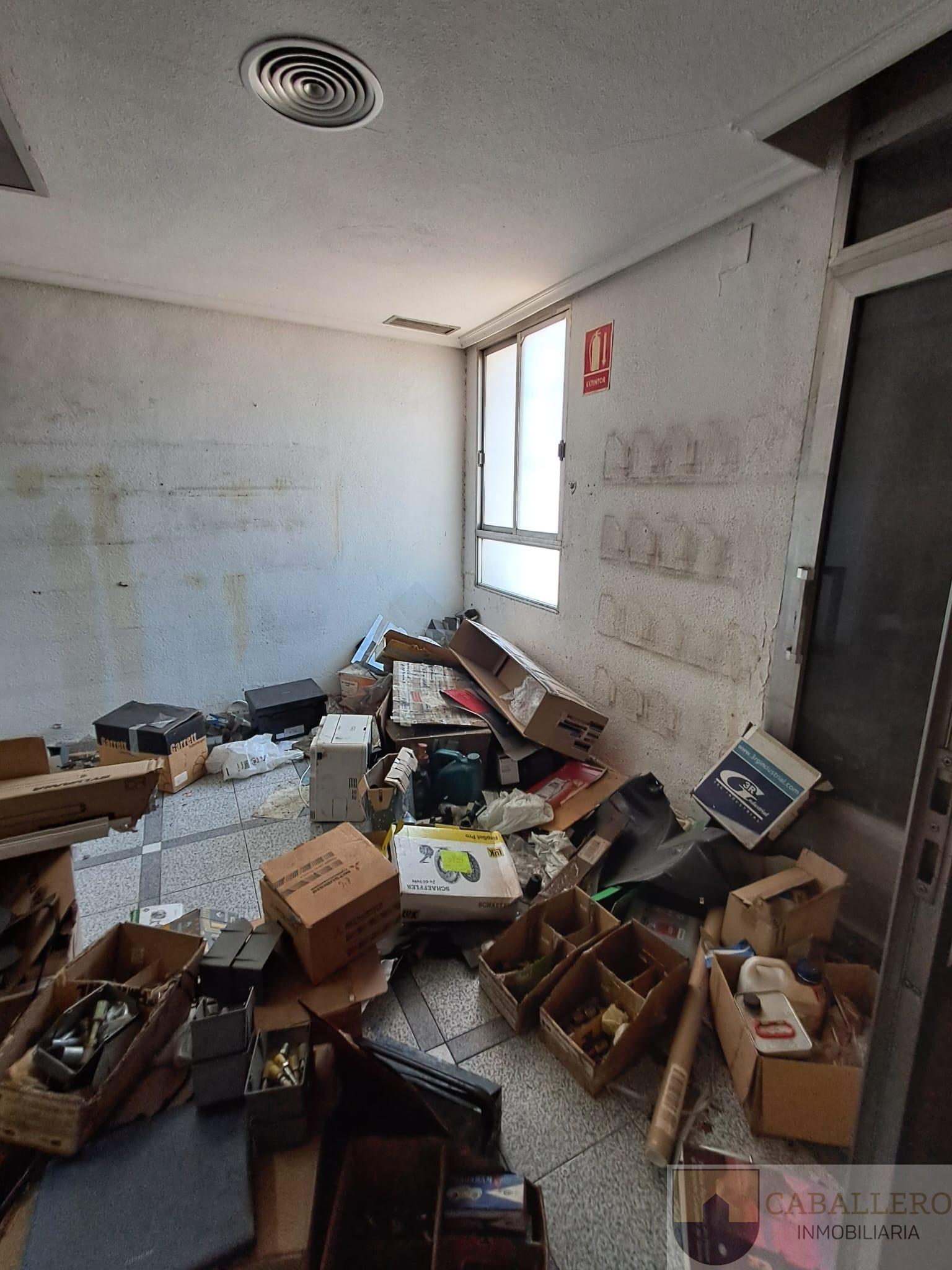 Venta de local en Murcia