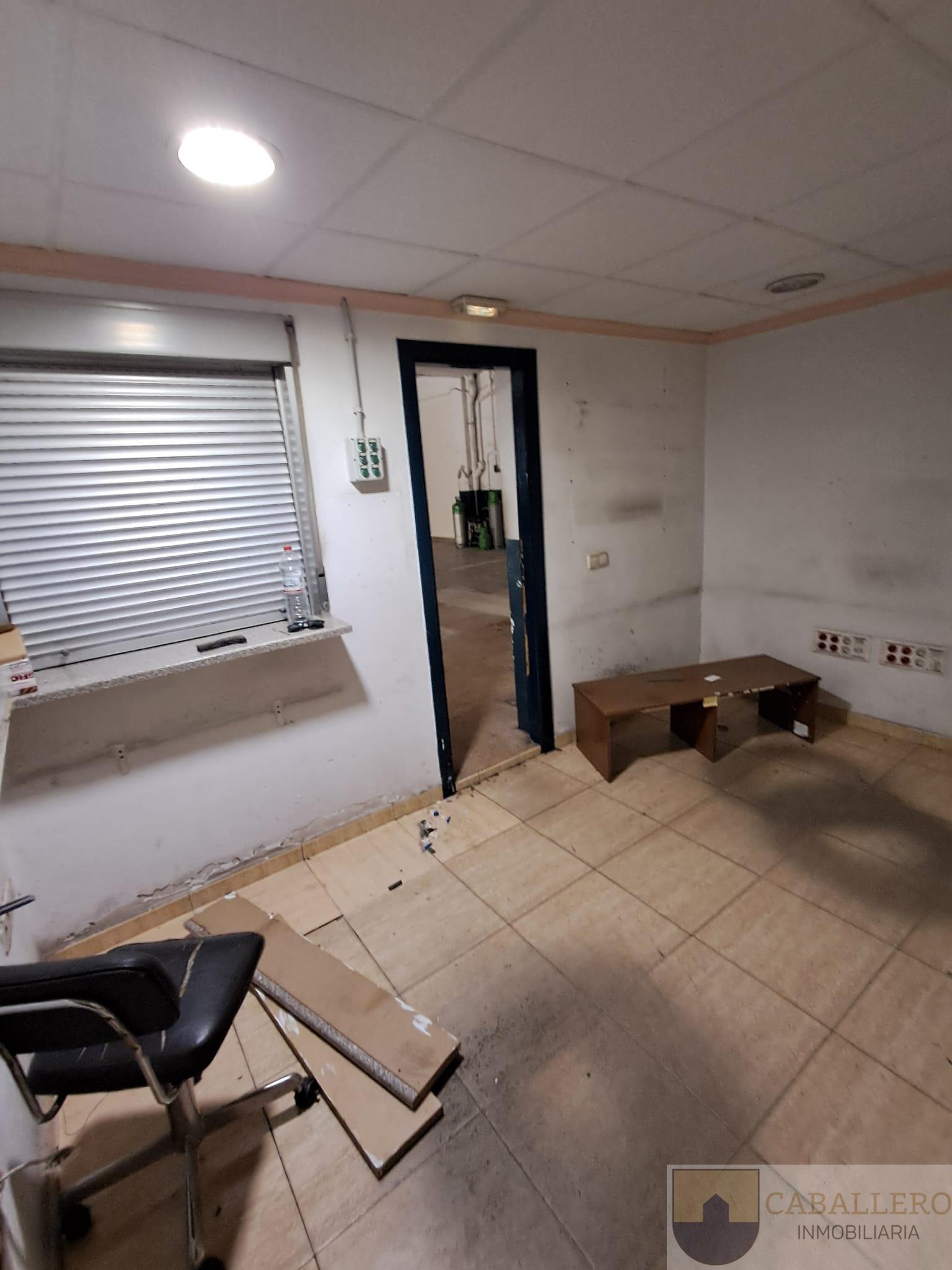 Venta de local en Murcia