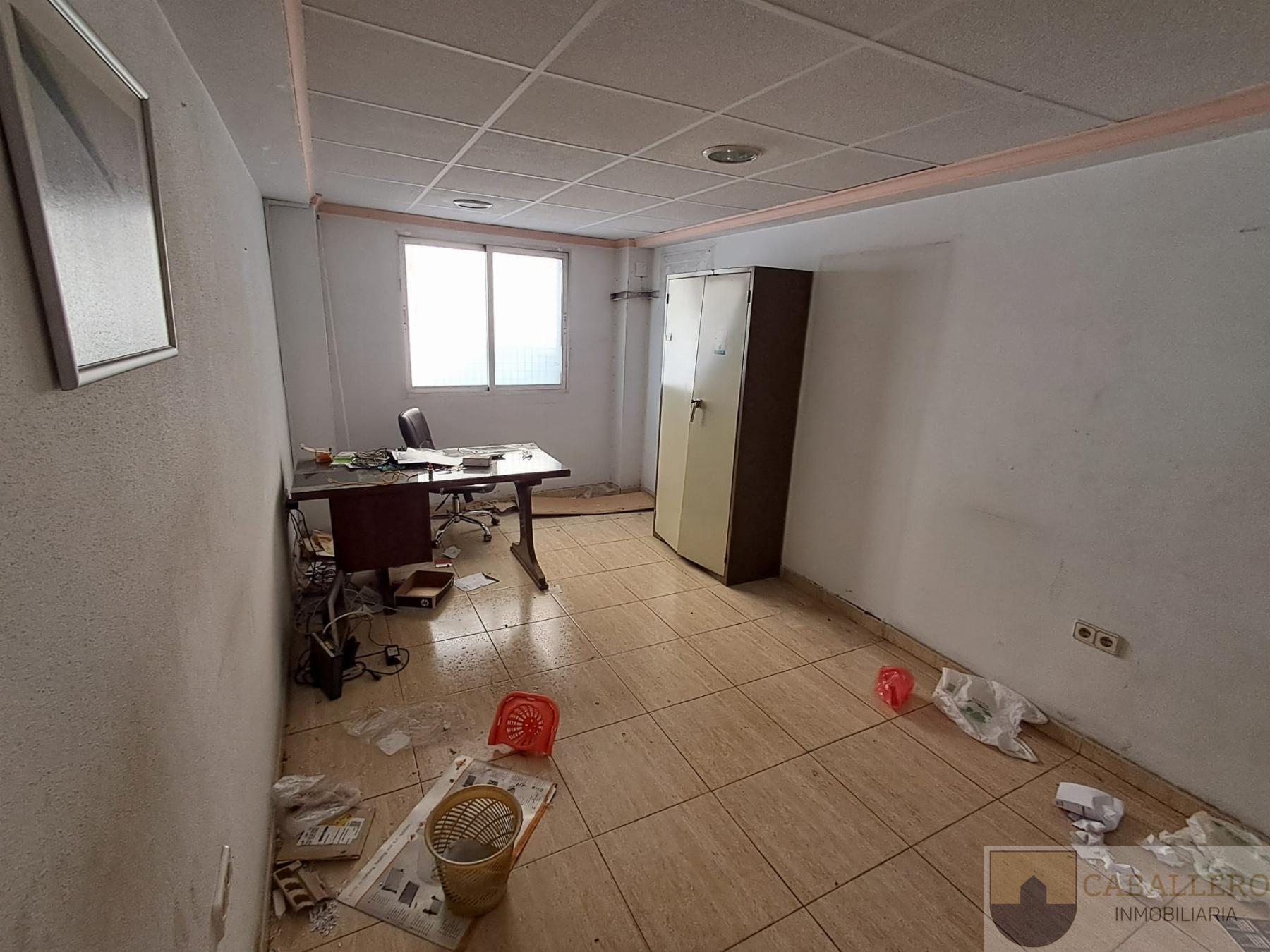 Venta de local en Murcia