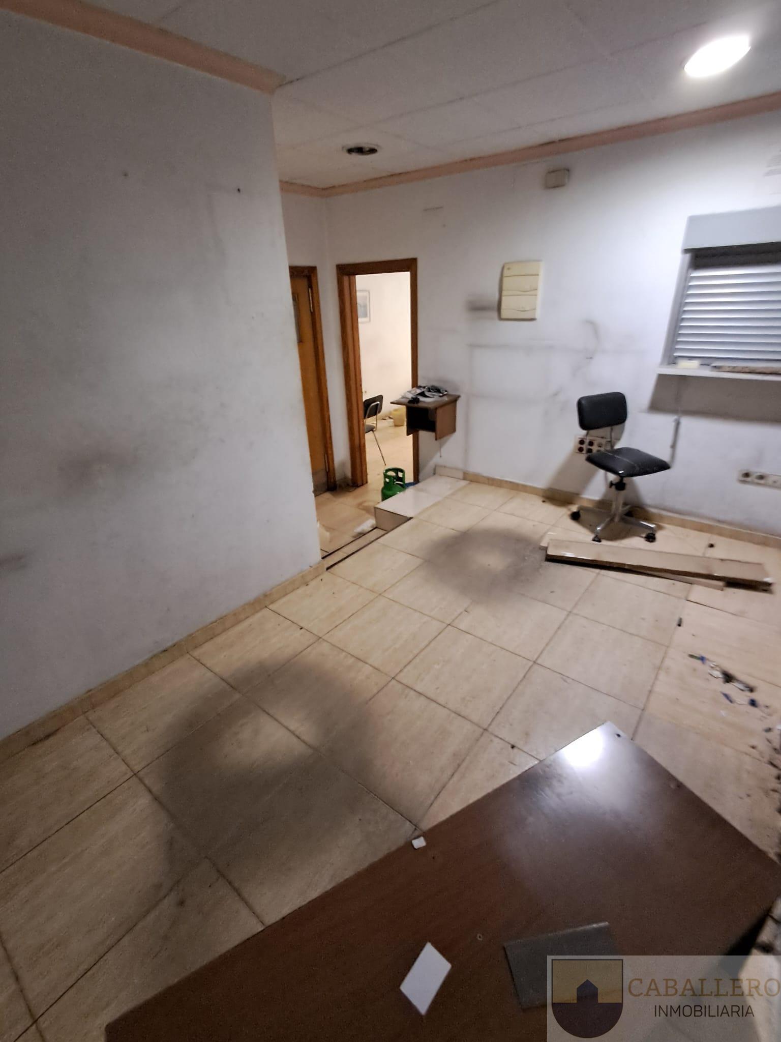 Venta de local en Murcia