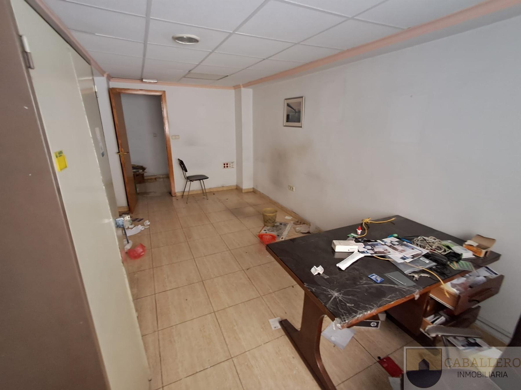 Venta de local en Murcia