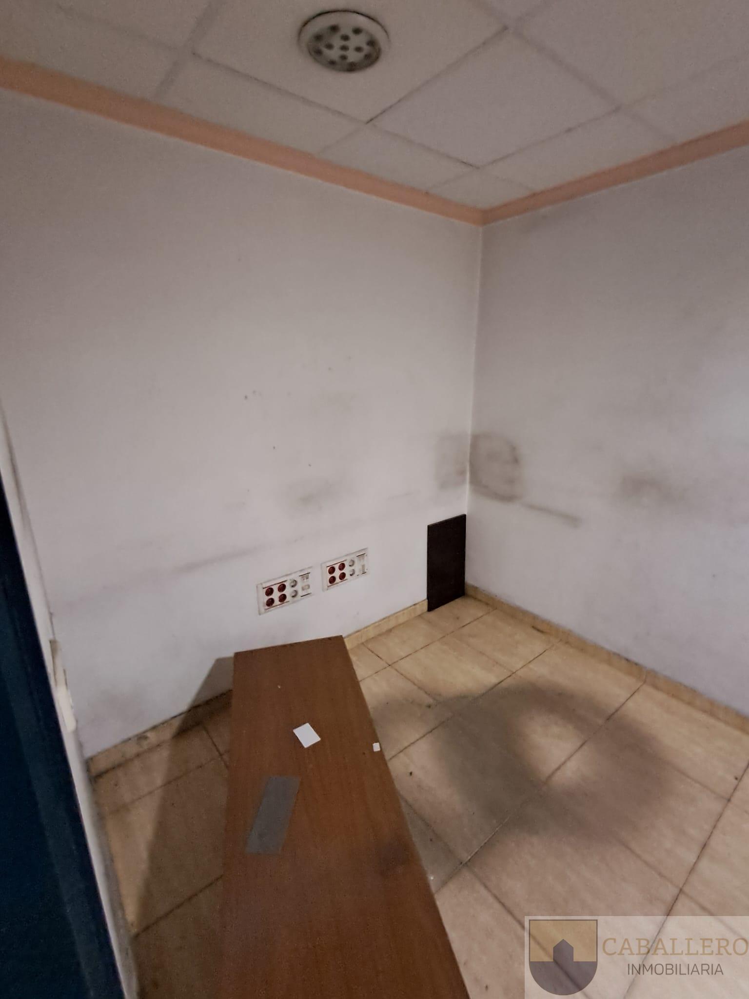 Venta de local en Murcia