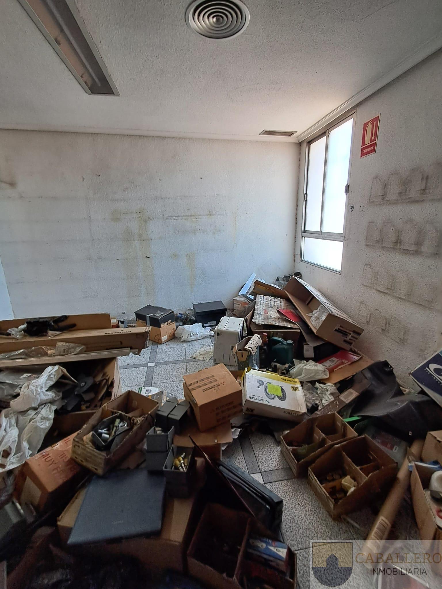 Venta de local en Murcia