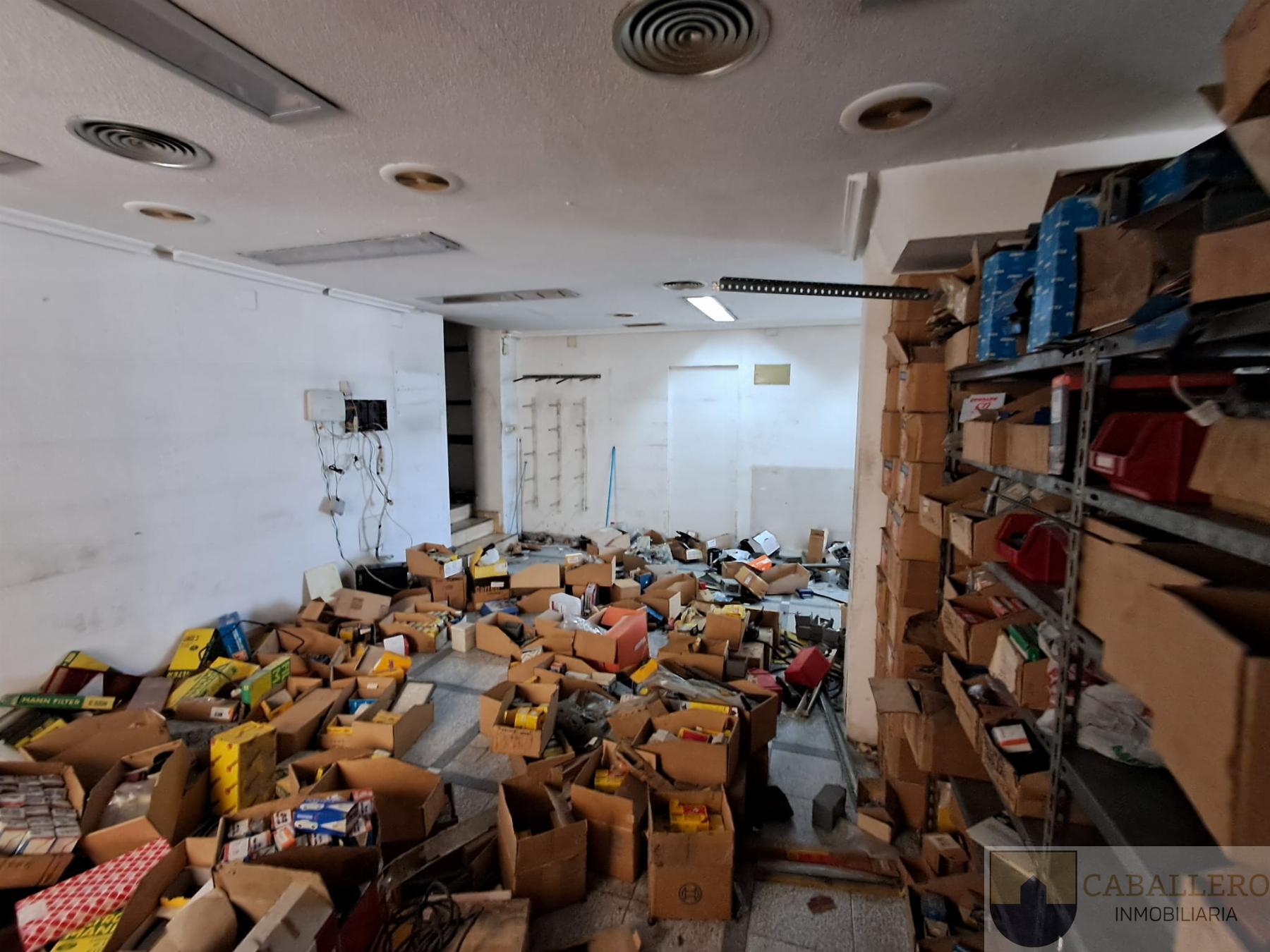 Venta de local en Murcia