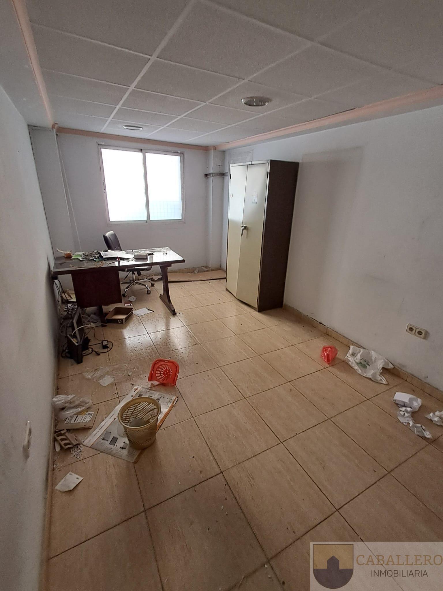 Venta de local en Murcia